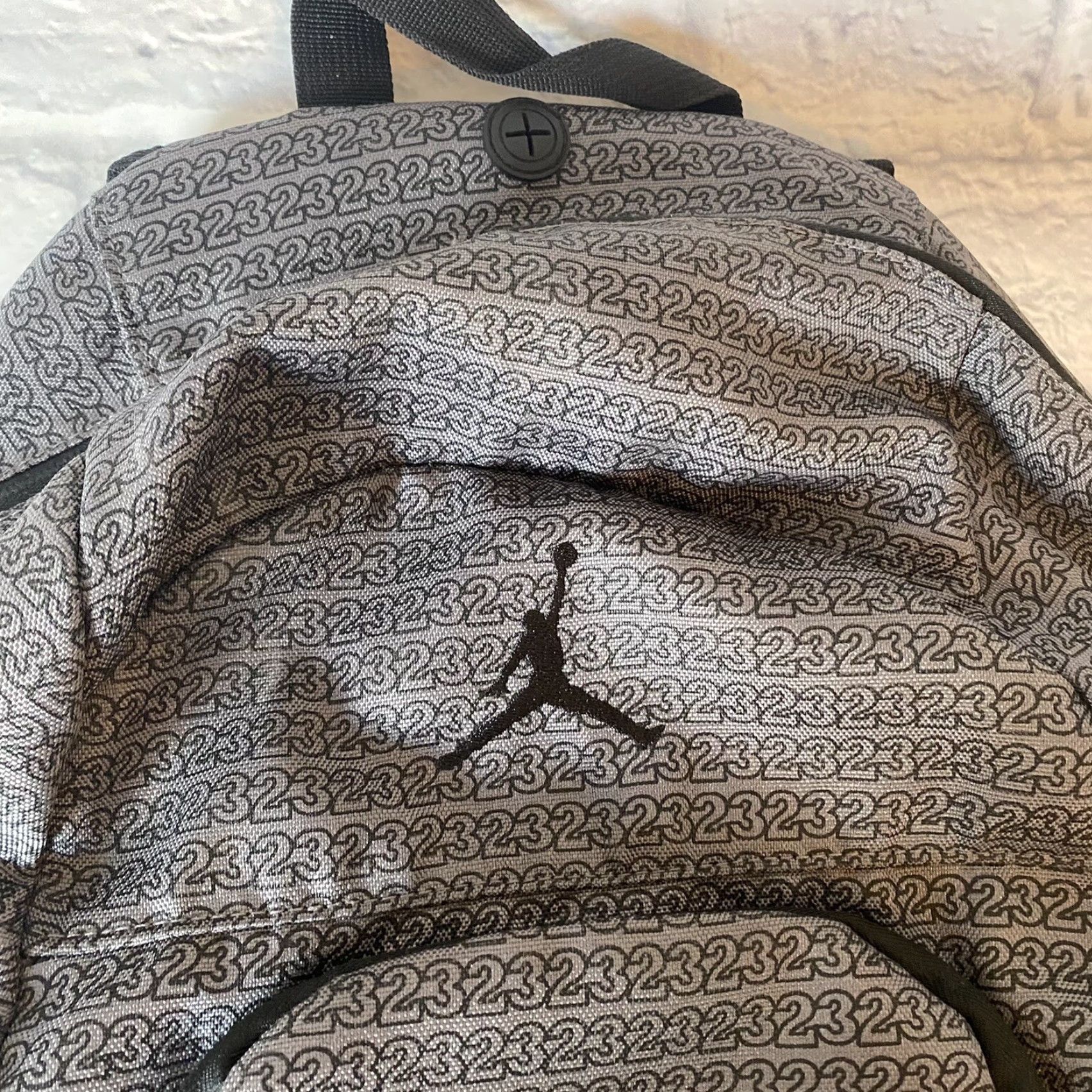 Nike Nike Air Jordan Jumpman 23 Backpack School Sports Bookbag Black Gray Mens Large Polyester Backpack Size ONE SIZE - 2 Thumbnail