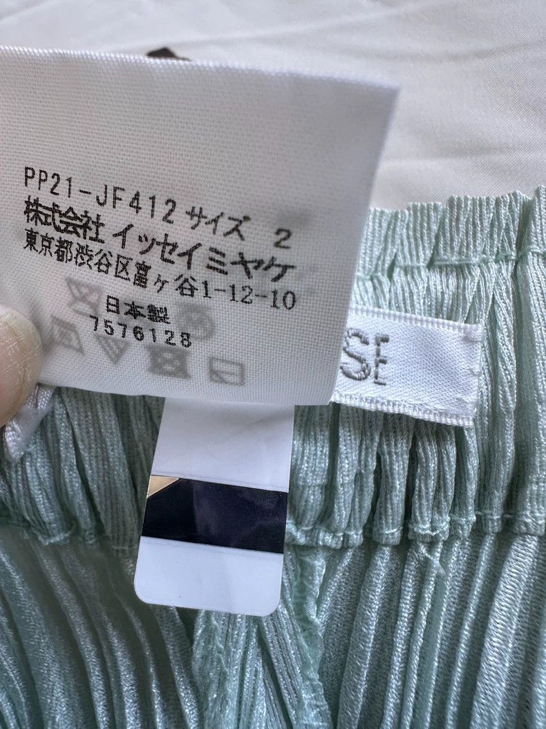 Issey Miyake Issey Miyake size:2 Mint green pleated trousers Size 32" / US 10 / IT 46 - 5 Thumbnail