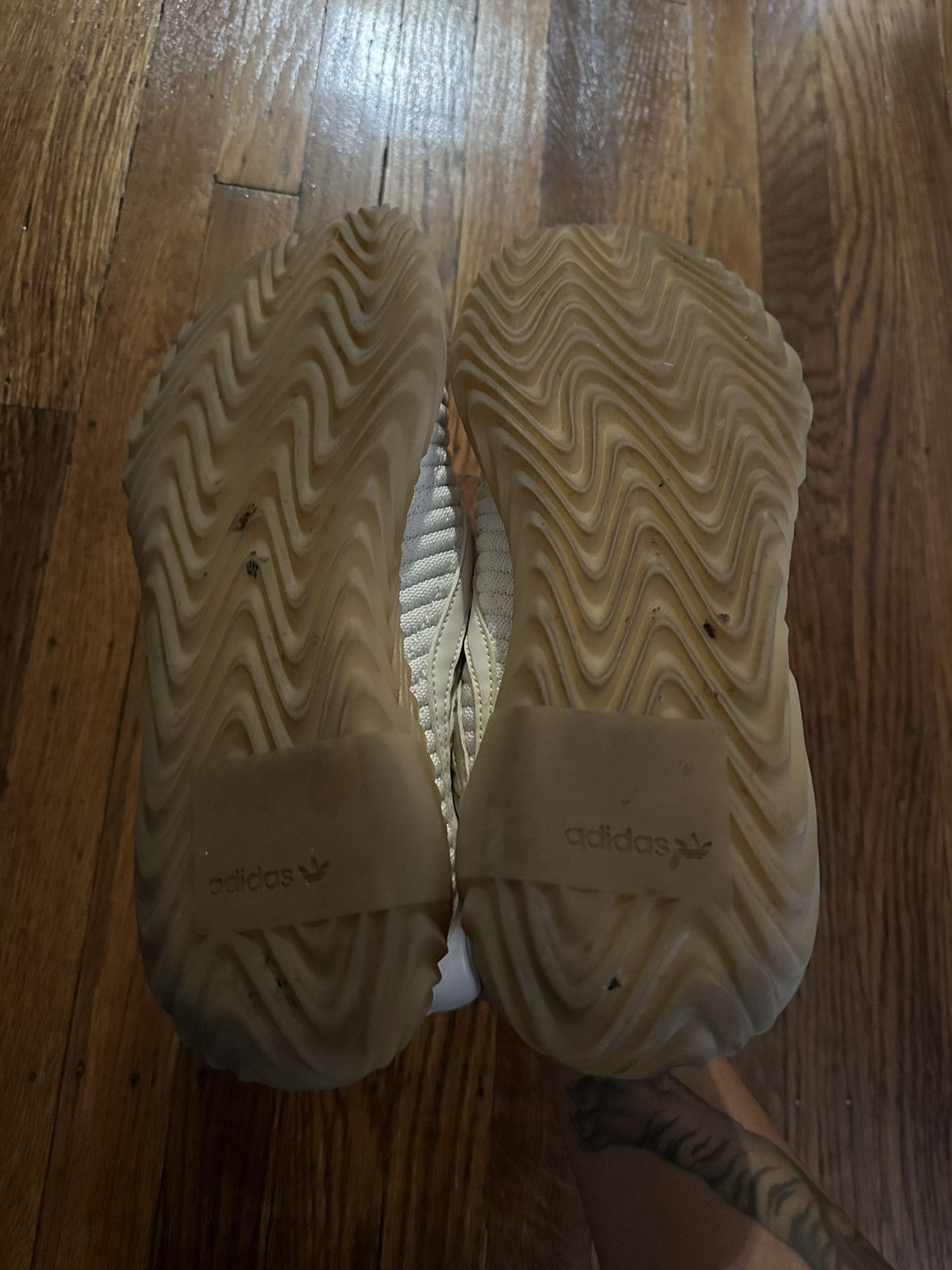 Adidas Adidas Sobakov- white Gum Size US 10 / EU 43 - 5 Thumbnail