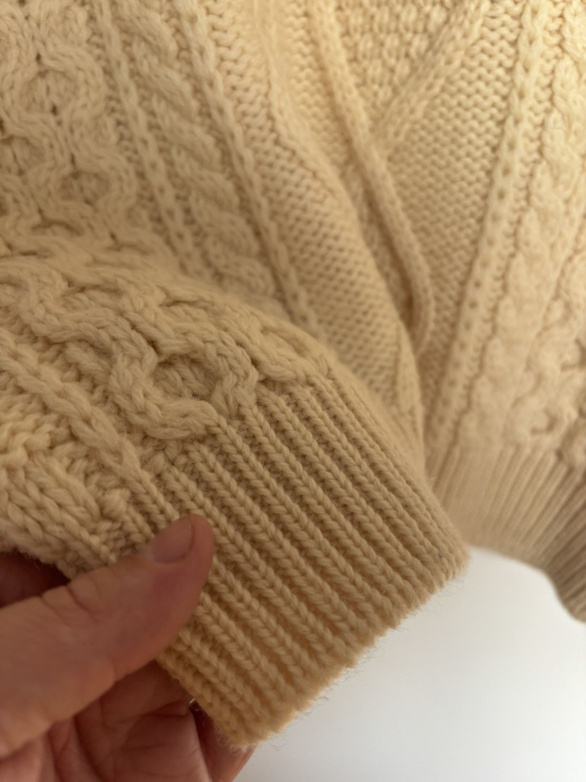 Other Blarney Woollen Mills Cable Knit Aran Sweater Cream Size L Size US L / EU 52-54 / 3 - 9 Thumbnail