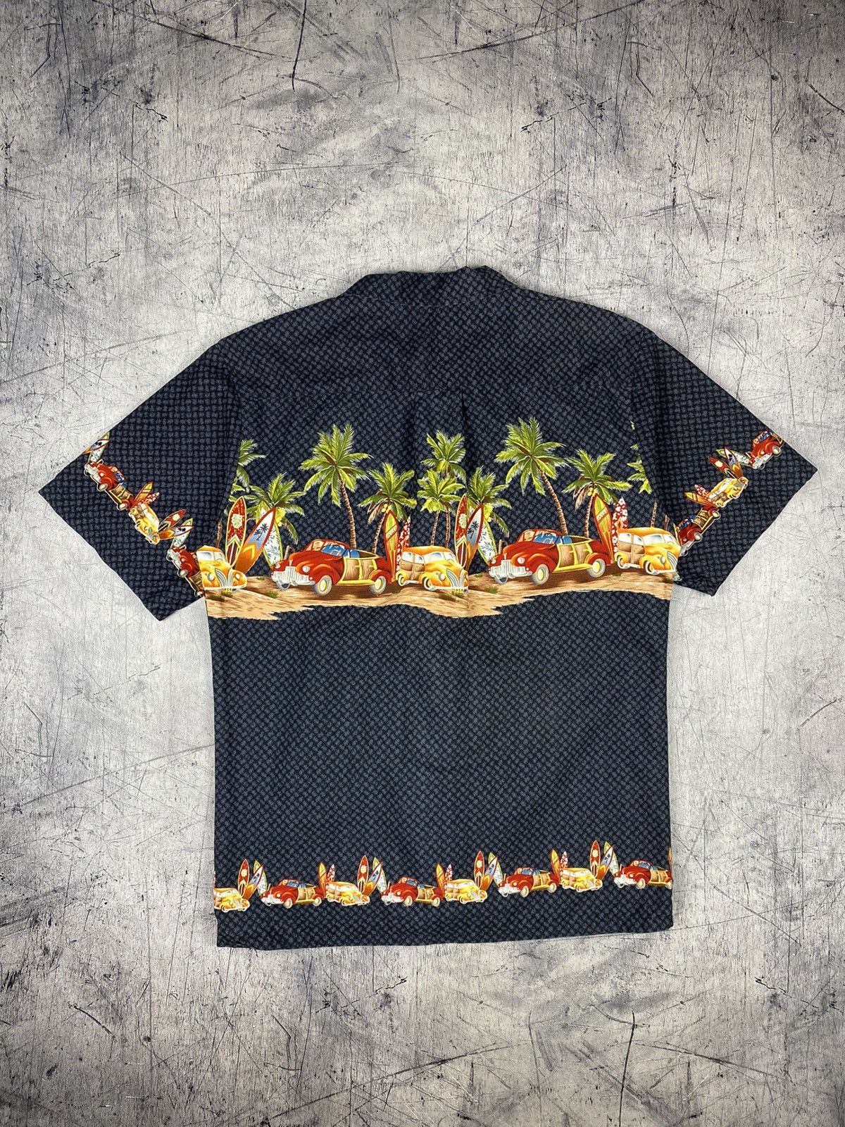 Vintage Vintage Boston Hawaii Crazy Shirt Button Up Size L Size US L / EU 52-54 / 3 - 9 Thumbnail