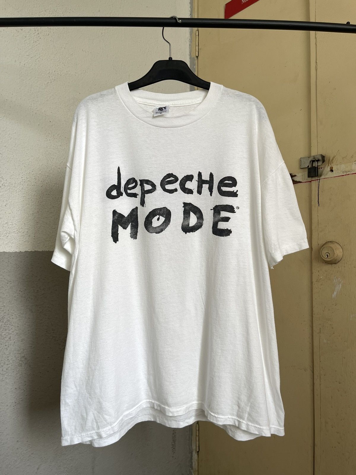Band Tees × Vintage Vintage Depeche Mode Devotee T Shirt Size US XL / EU 56 / 4 - 1 Thumbnail