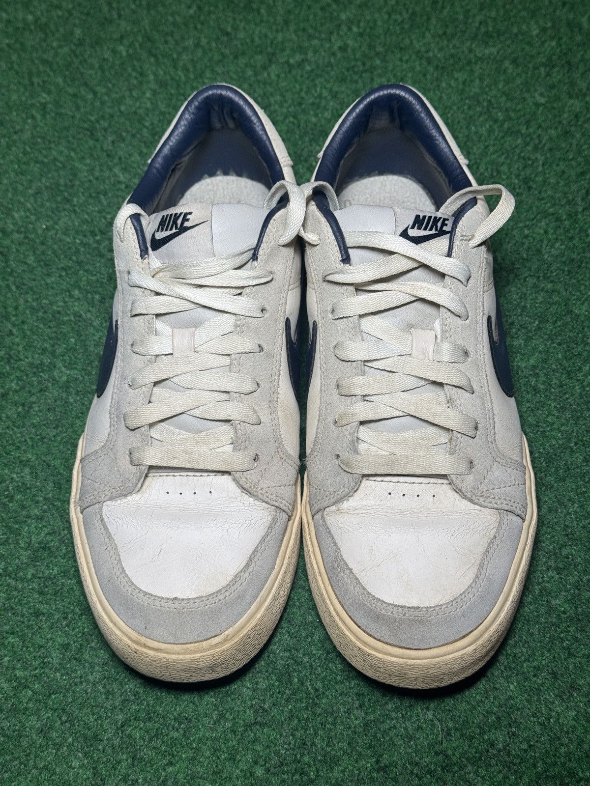 Nike Nike Low Top Skater Grunge Chunky Size 9 Sneakers Vintage Size US 9 / EU 42 - 2 Thumbnail