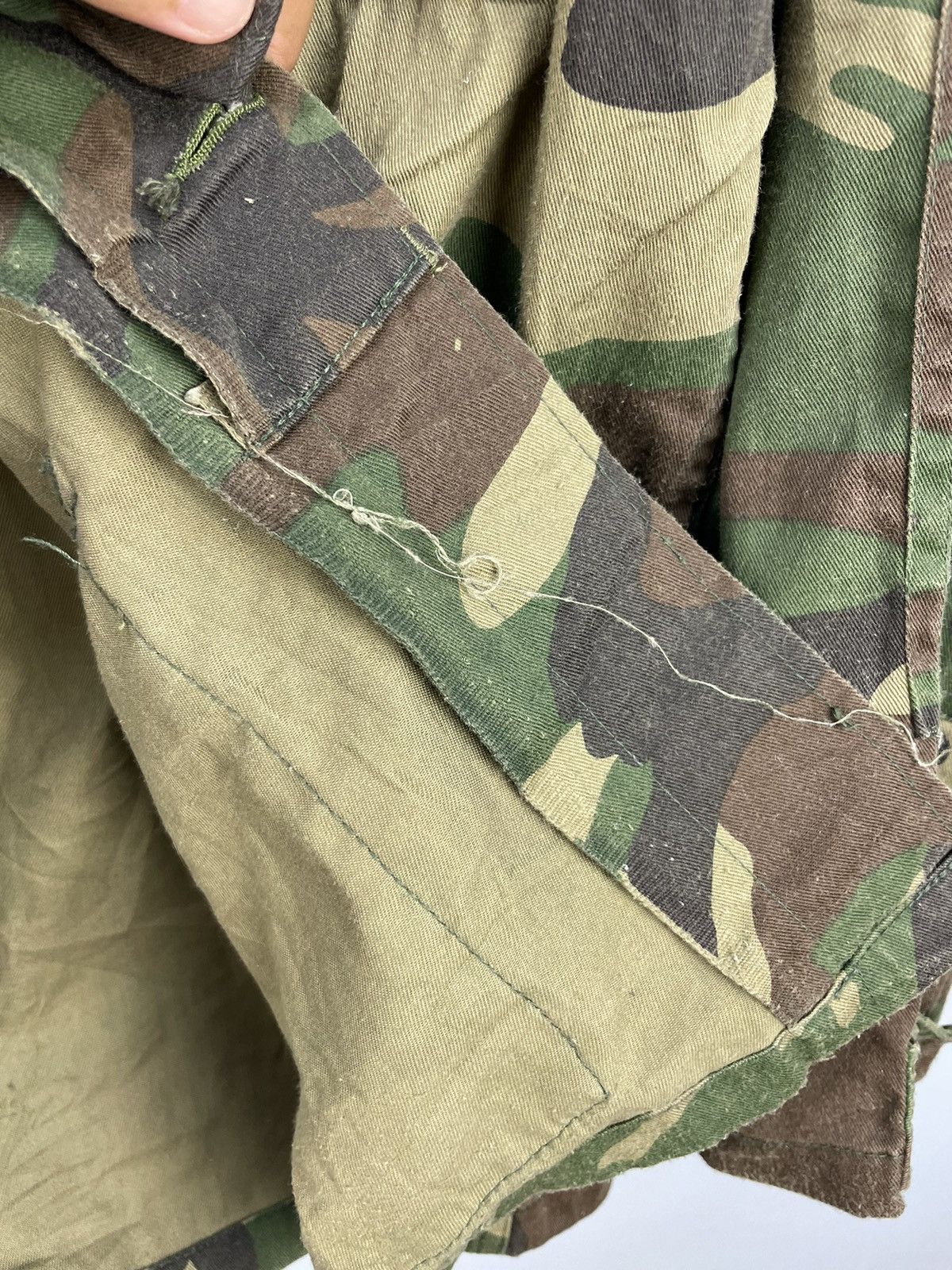 Vintage Vintage U.S. Army camo jacket selvage Size US M / EU 48-50 / 2 - 6 Thumbnail