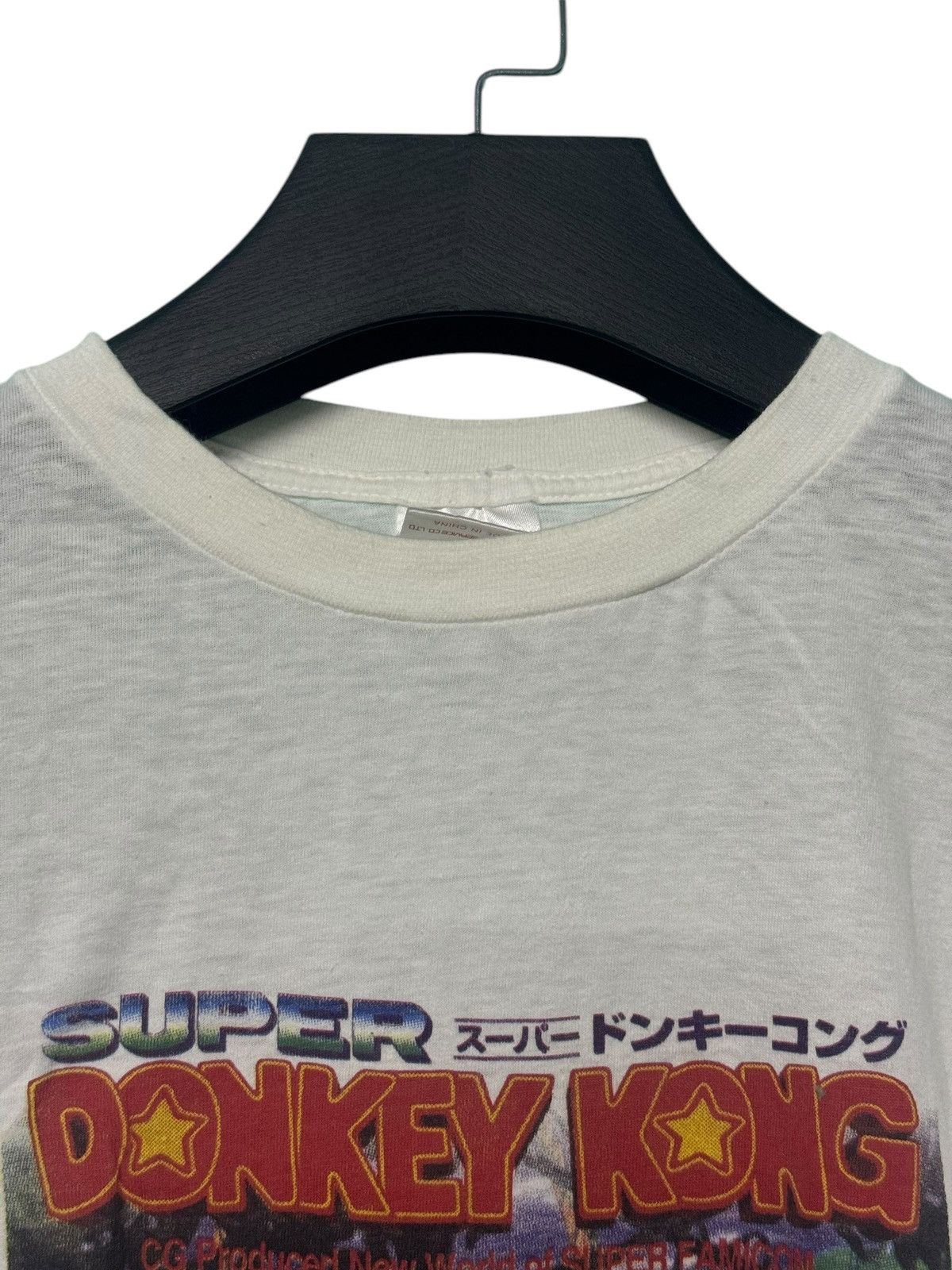 Nintendo 💥 VINTAGE NITENDO SUPER DONKEY KONG DAMAGE TSHIRT RARE Size US M / EU 48-50 / 2 - 4 Thumbnail