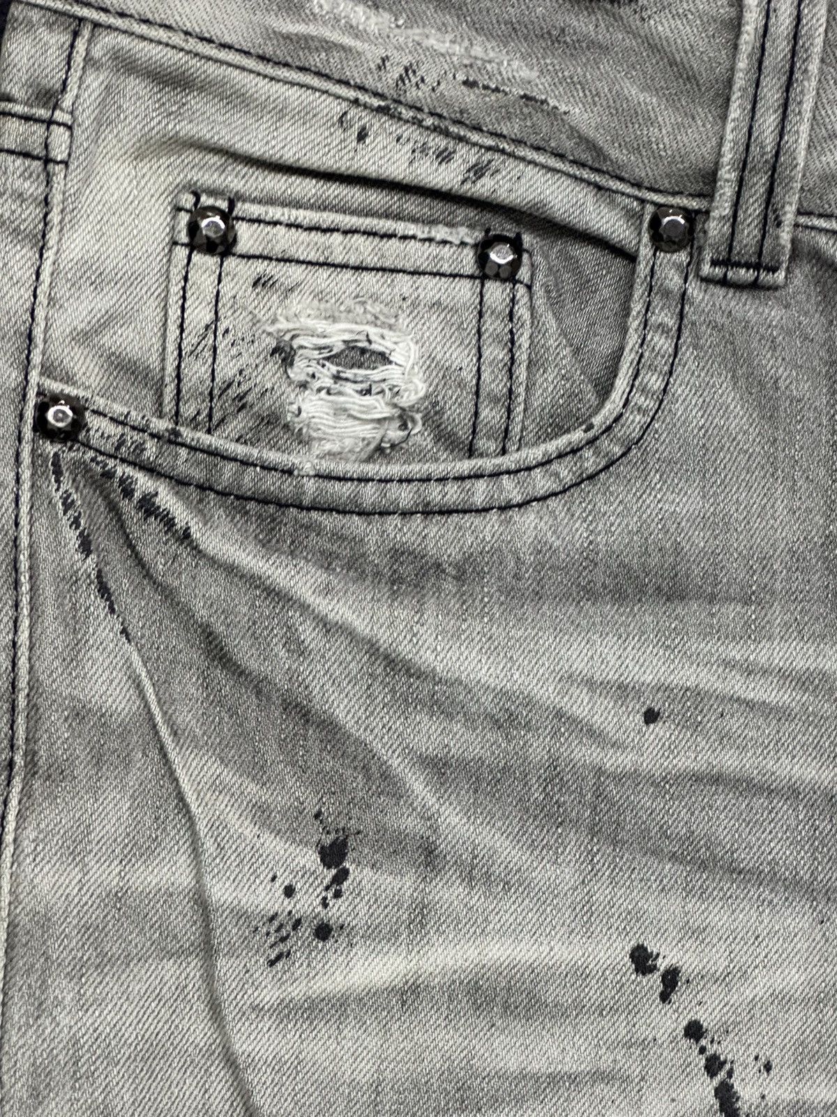 Lip Service Vintage LIP SERVICE Distressed Jeans with Painted & Faded Size US 31 - 5 Thumbnail