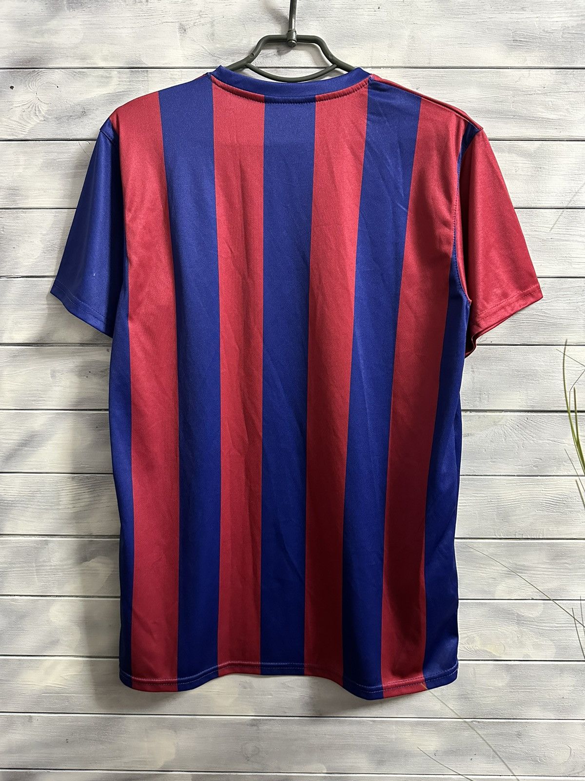 Vintage Rare Vintage Jersey F.C. Barcelona Centr Logo. Size US M / EU 48-50 / 2 - 5 Thumbnail