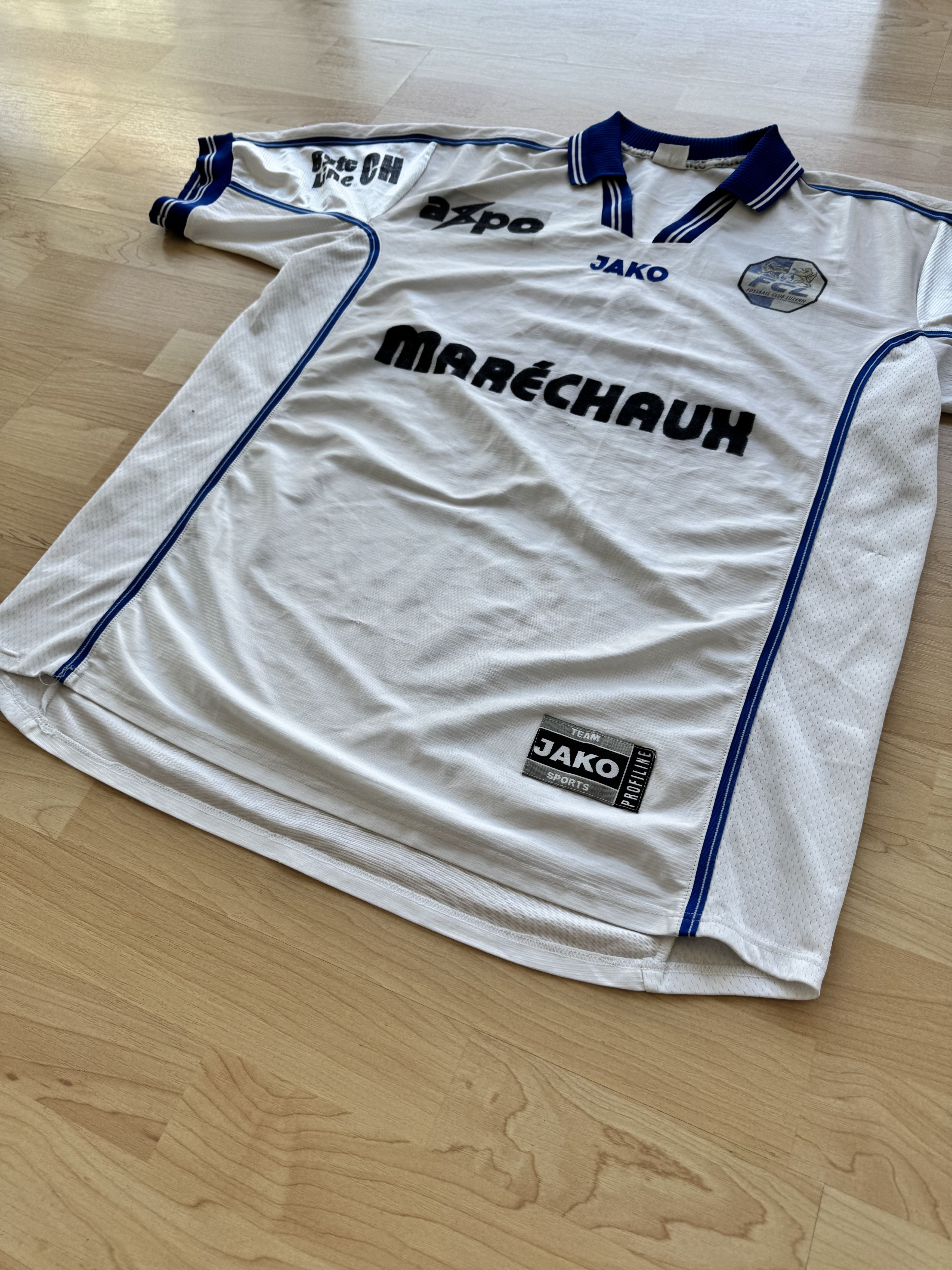 Vintage Vintage Fussballtrikot FC Luzern 2002-03 heim T-shirt Size US XL / EU 56 / 4 - 4 Thumbnail