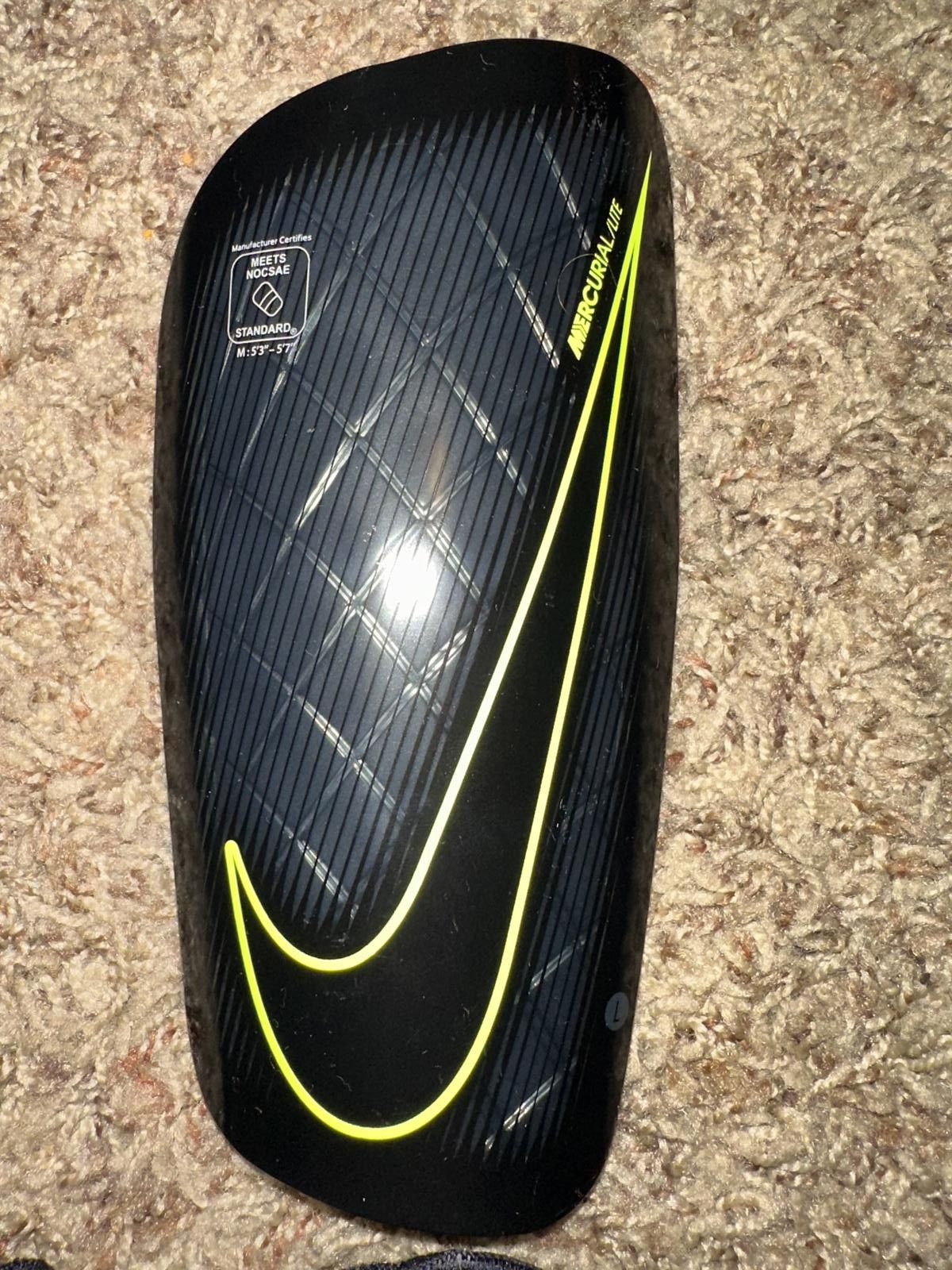 Nike Nike Shin Pads Mercurial Lite Fast Shin Guard Size ONE SIZE - 11 Thumbnail