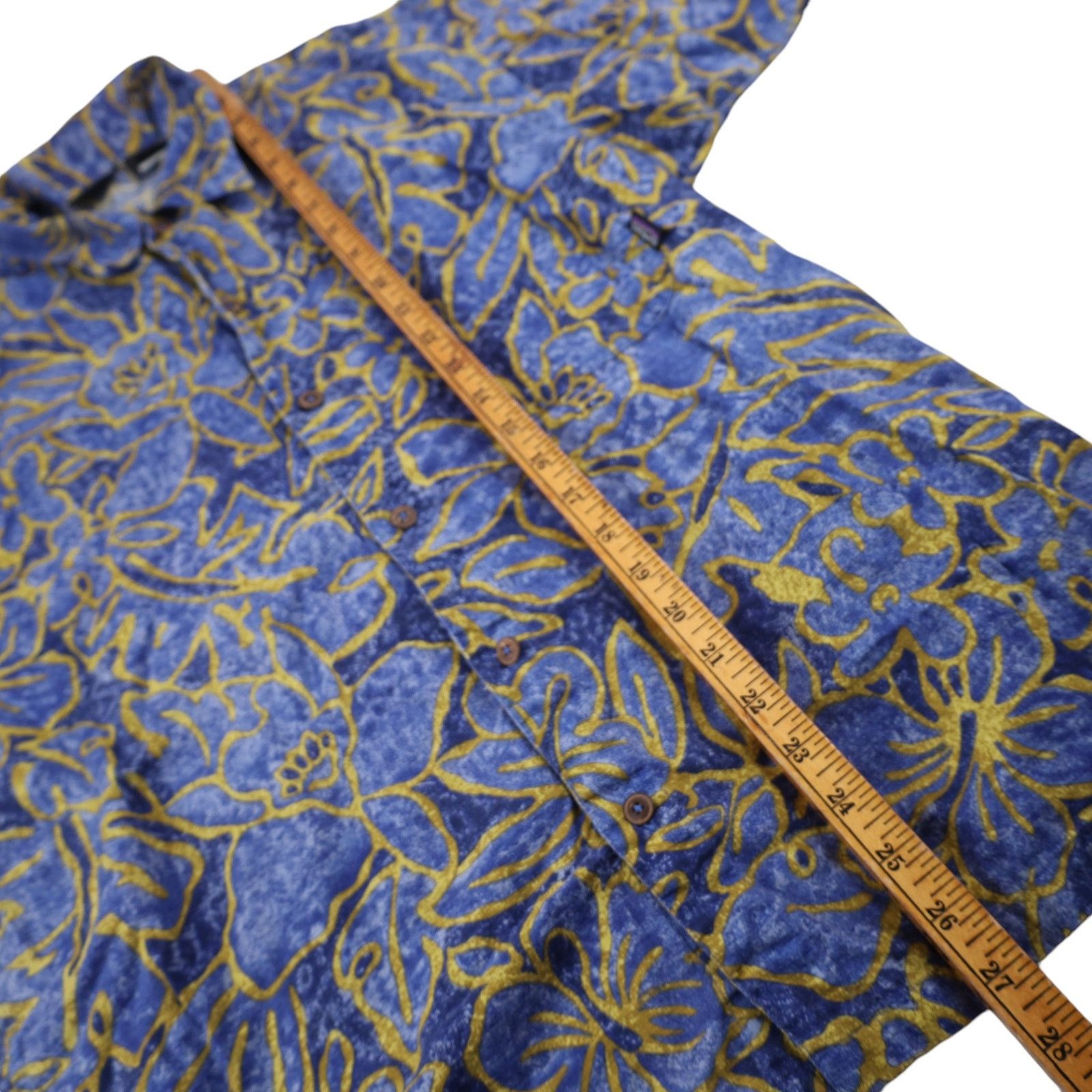 Patagonia × Vintage Vintage Patagonia Organic Cotton Floral Hawaiian Shirt Size US S / EU 44-46 / 1 - 8 Thumbnail
