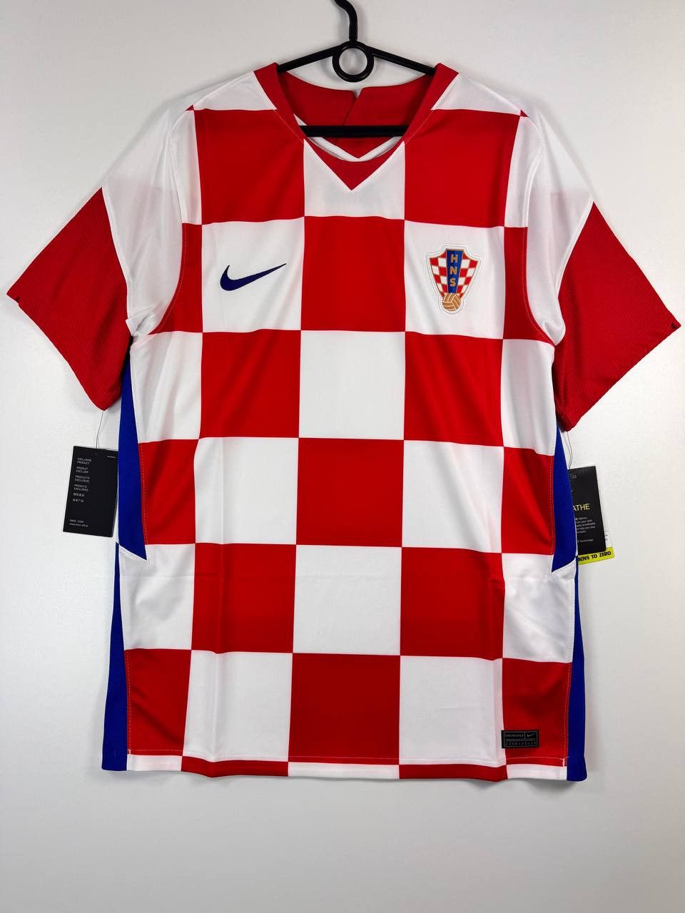 Nike Croatia National Team Nike Home Jersey 2020/21 Size L Size US L / EU 52-54 / 3 - 1 Thumbnail