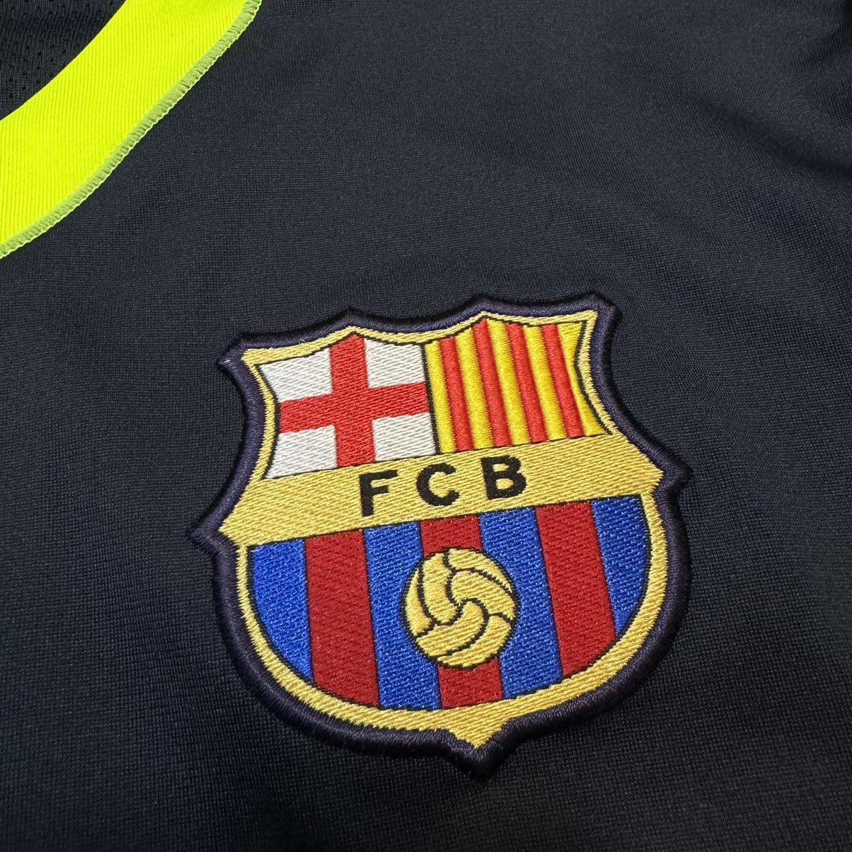 Other Barcelona 07/08 training shirt (Bnwt) Size US L / EU 52-54 / 3 - 4 Thumbnail