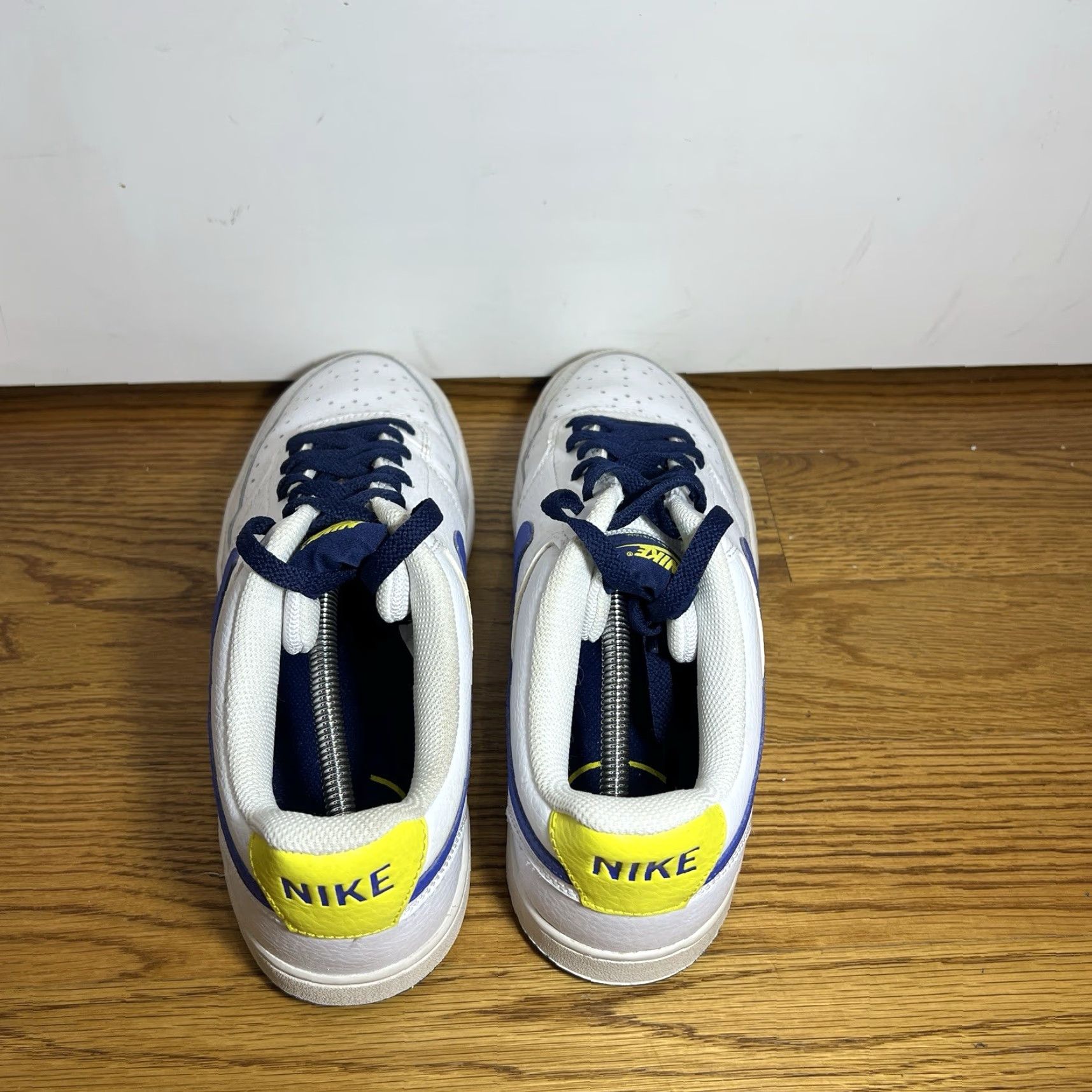 Nike Men's Nike Court Vision Lo White-Hyper Royal-Blue Void DM1187 102 Size 11 Mens Size US 11 / EU 44 - 4 Thumbnail