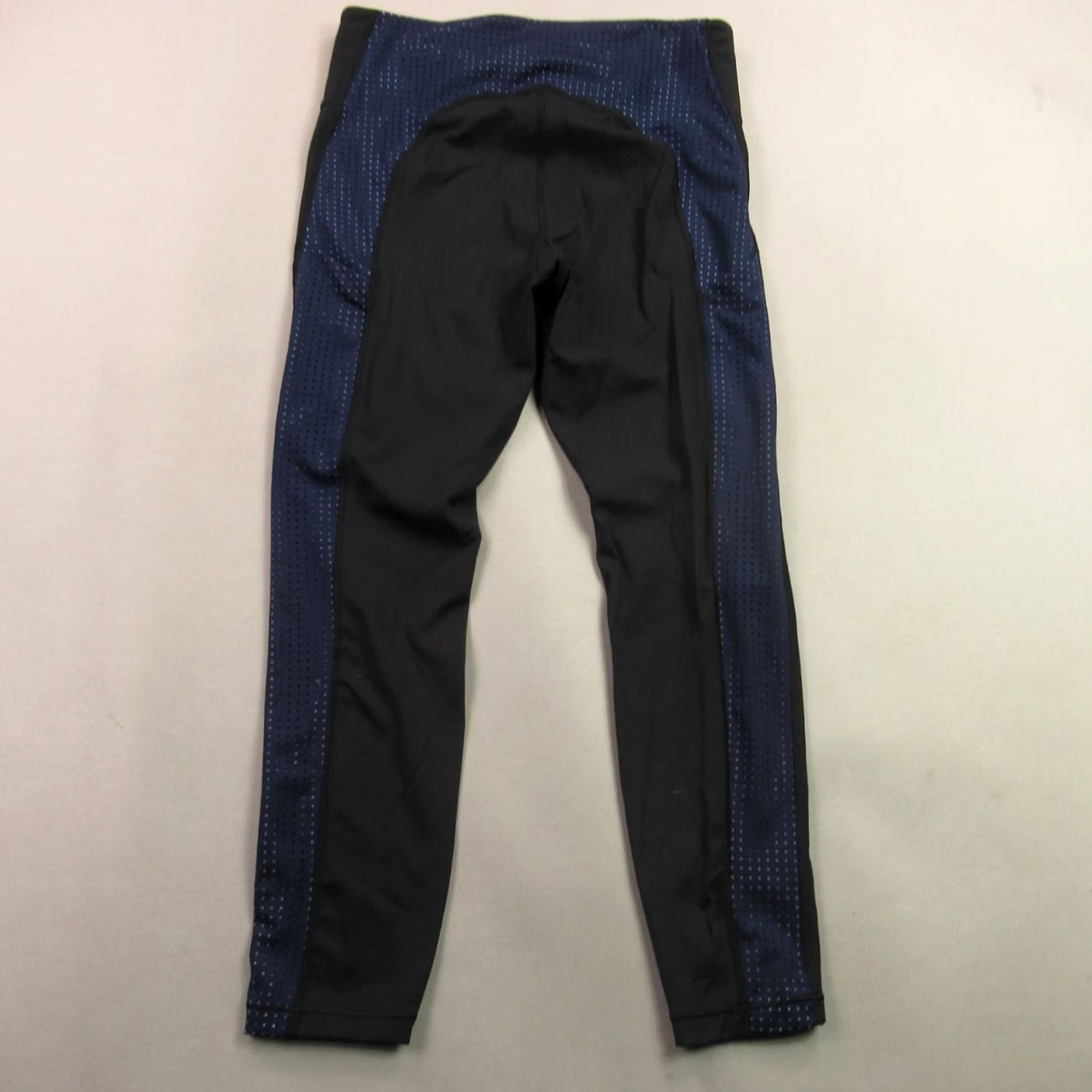 Athleta Athleta Leggings Medium Black Workout Stretch Outdoors Lightweight Womens Size 28" / US 6 / IT 42 - 5 Thumbnail