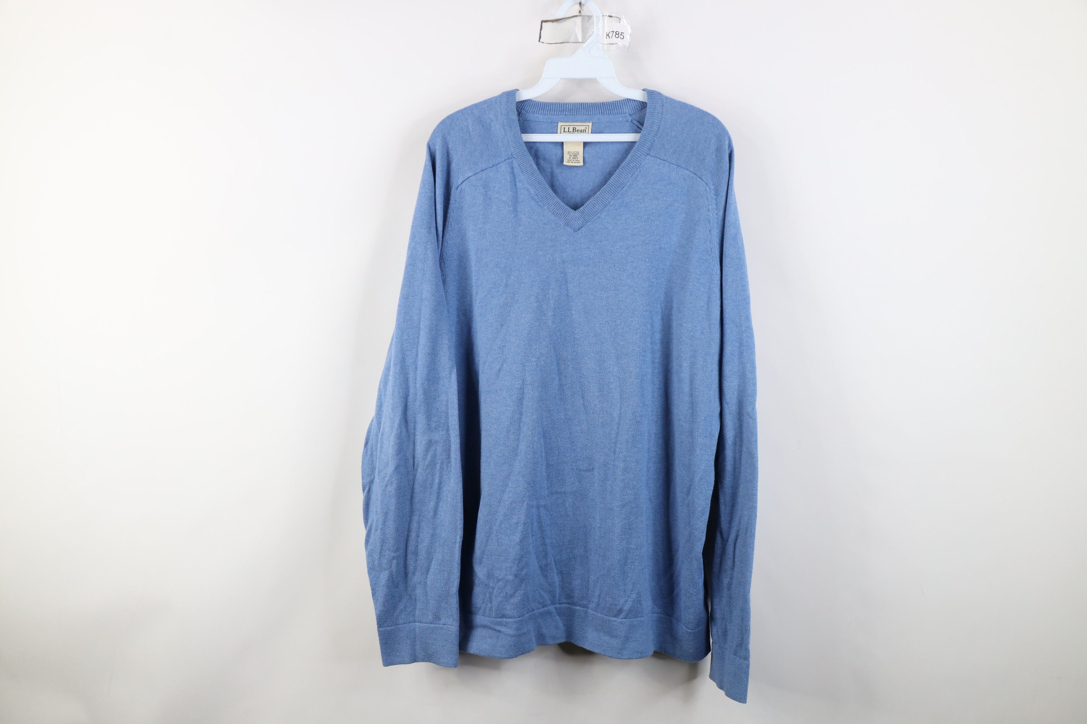 L.L. Bean Vintage LL Bean Cashmere Knit V-Neck Sweater Carolina Blue Size US XL / EU 56 / 4 - 1 Thumbnail