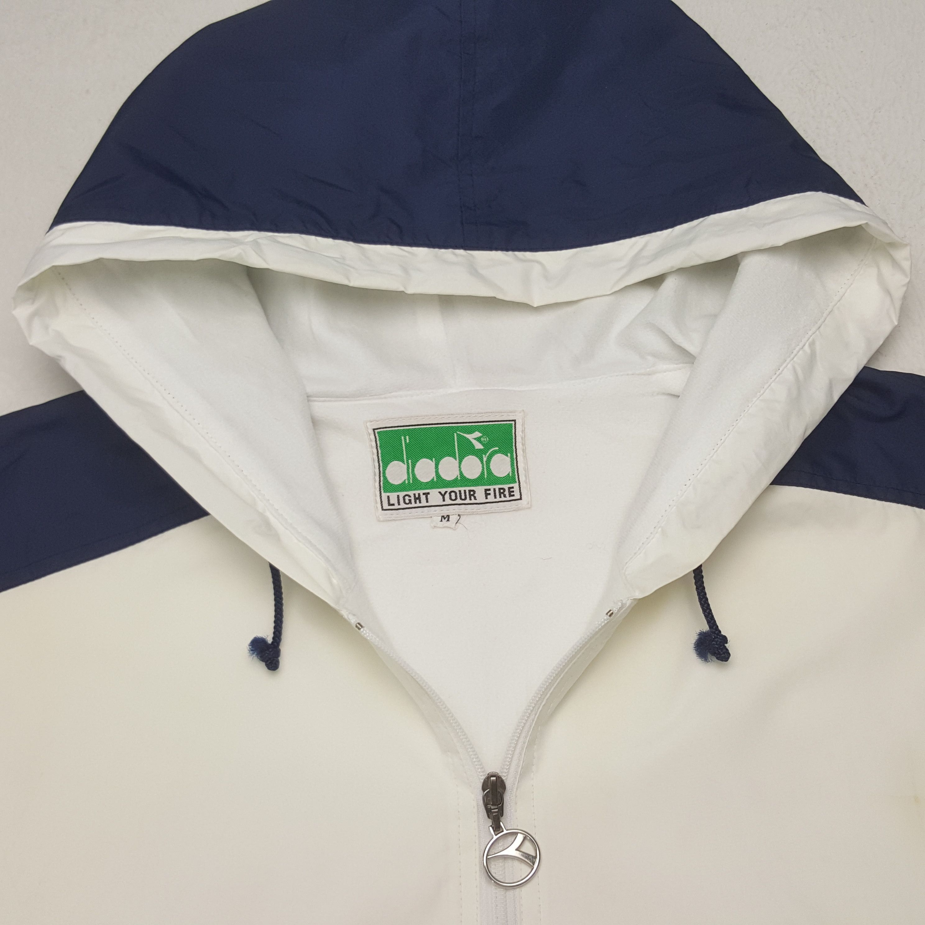 Diadora Vintage Diadora Retro Style Windbreaker Jacket C287N27 Size US L / EU 52-54 / 3 - 5 Thumbnail
