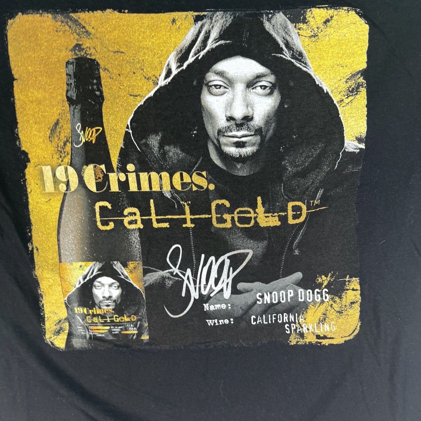 Gildan Snoop Dog /19 Crimes Cali Gold Wine T Shirt Adult XL Black Gold Gildan Soft Tag Shirt Mens XL Black 19 Crimes Cali Gold Size US XL / EU 56 / 4 - 2 Thumbnail