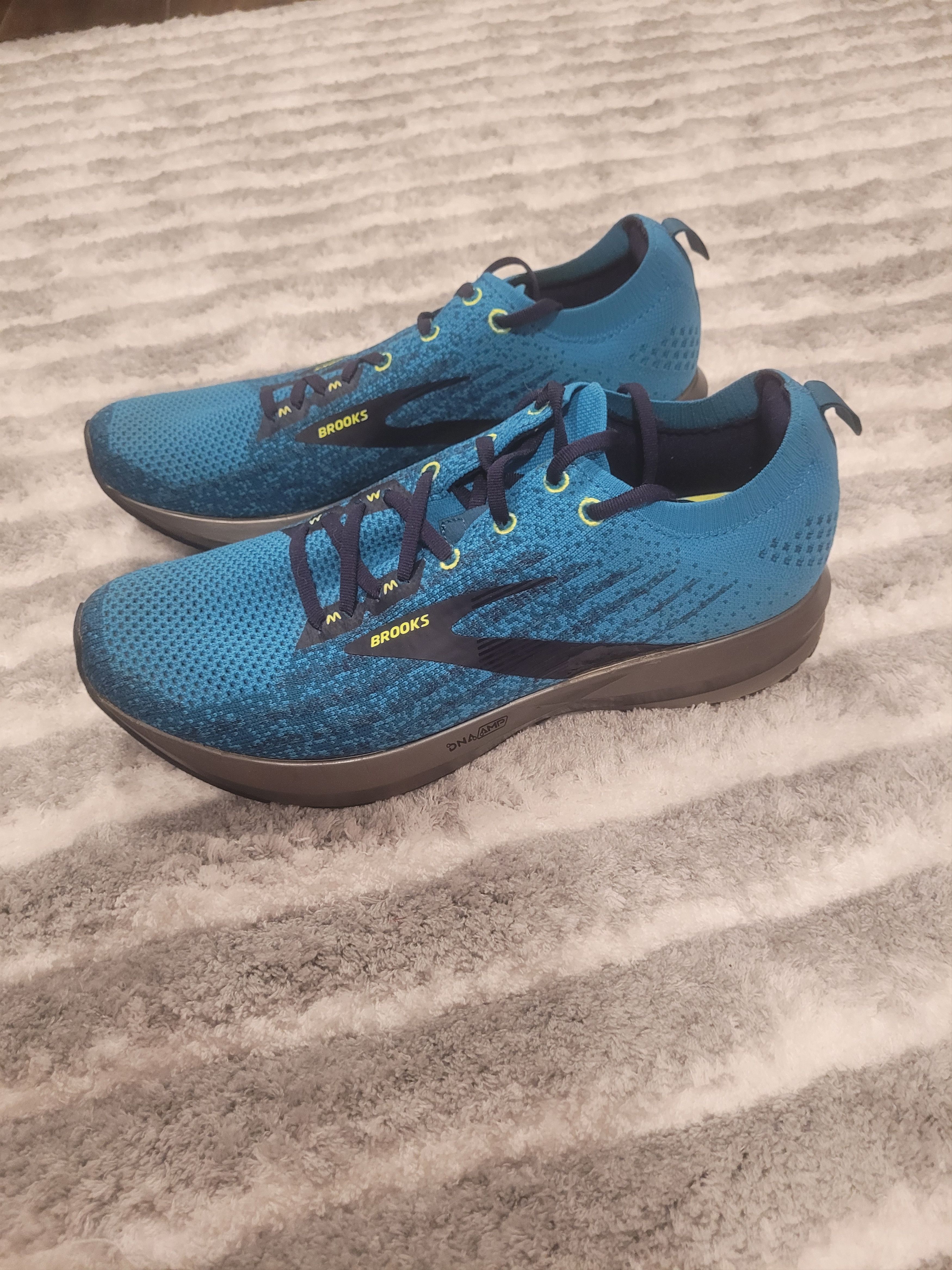 Brooks Brooks Energize Neutral Size US 10 / EU 43 - 1 Thumbnail