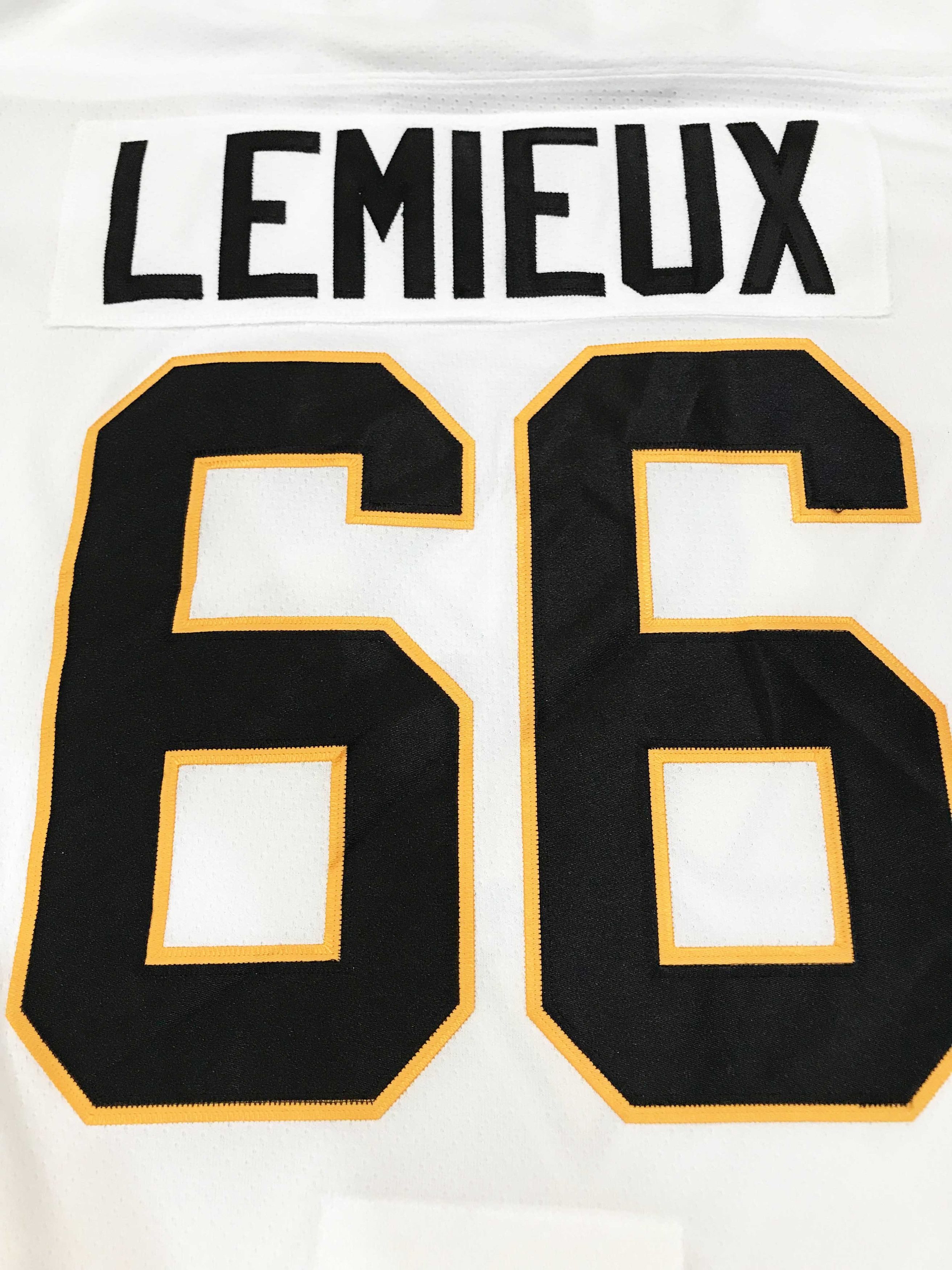 Ccm × NHL CCM Heroes Pittsburgh Penguins LEMIEUX #66 NHL Hockey Jersey Size US XL / EU 56 / 4 - 7 Thumbnail