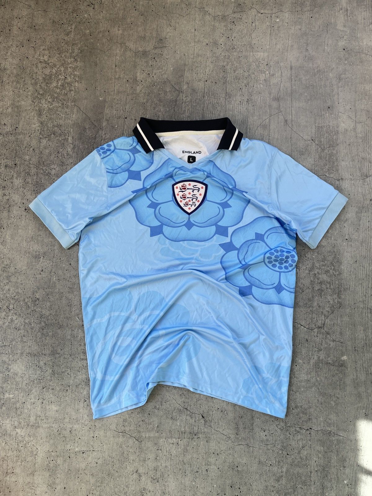 Vintage soft blue jersey England Size US L / EU 52-54 / 3 - 1 Thumbnail