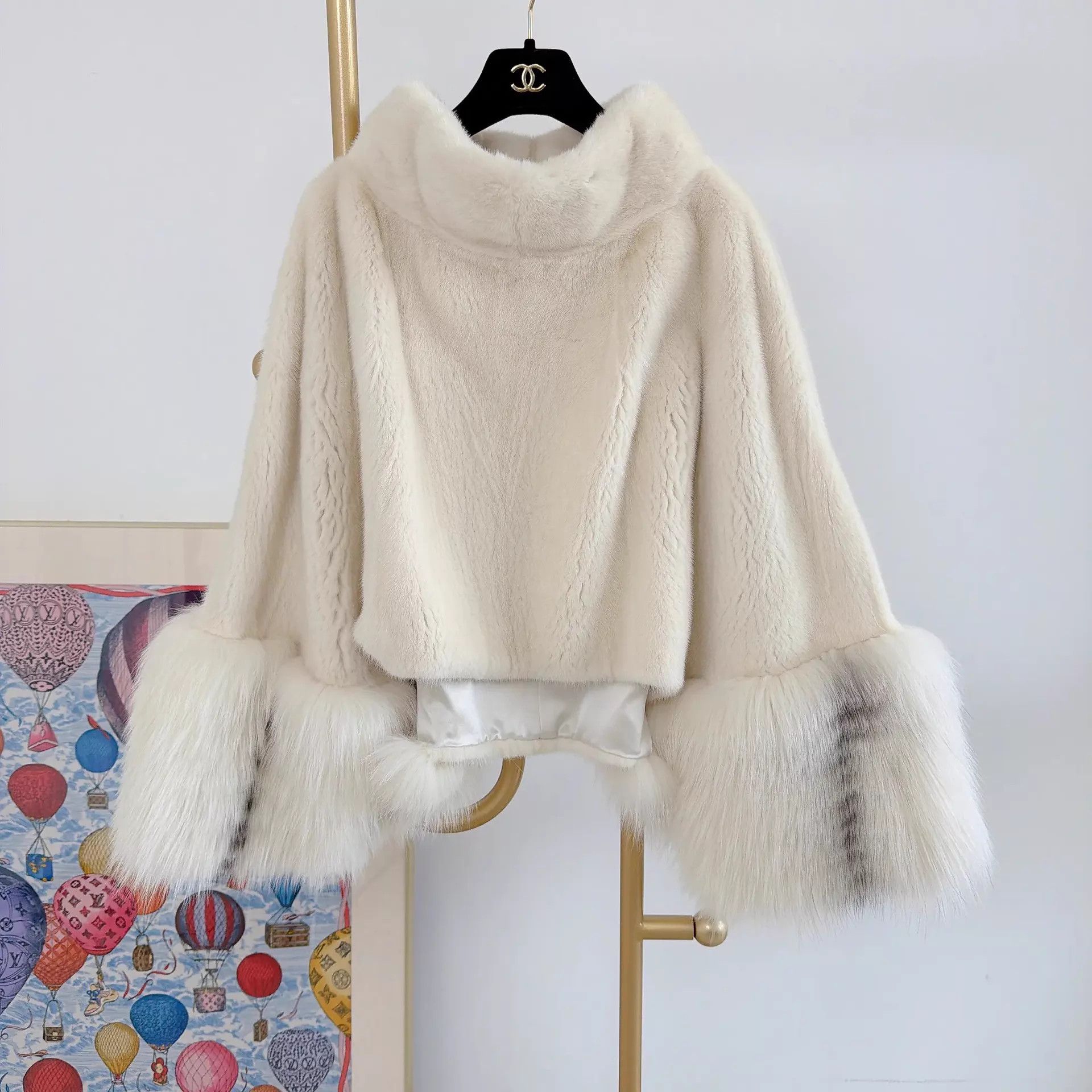 Other CC STUDIOS mink fur cape S Size S / US 4 / IT 40 - 1 Thumbnail