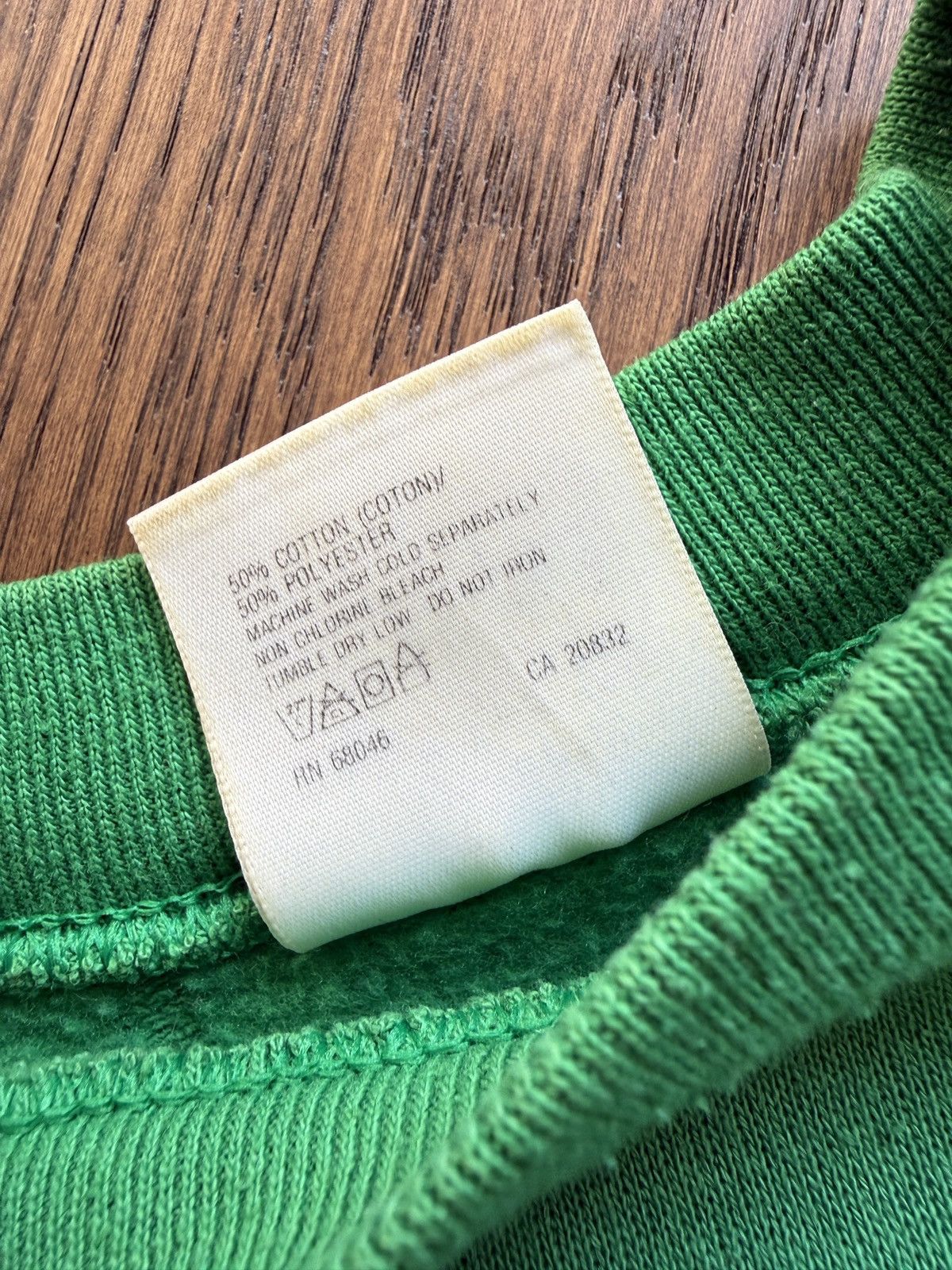 Vintage Vintage St. Patrick's Day Teddy Bear Raglan Sweatshirt Size US XL / EU 56 / 4 - 4 Thumbnail