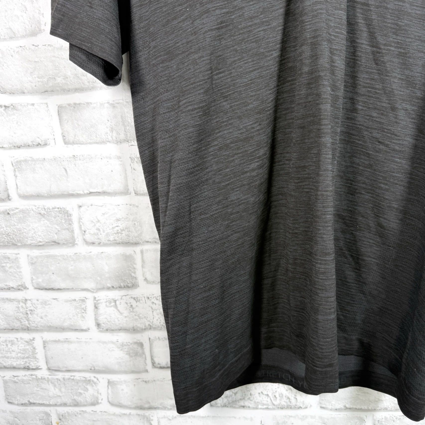 Lululemon Lululemon Dark Gray Athletic Stretchy Polo Shirt Mens Size M Size US M / EU 48-50 / 2 - 3 Thumbnail