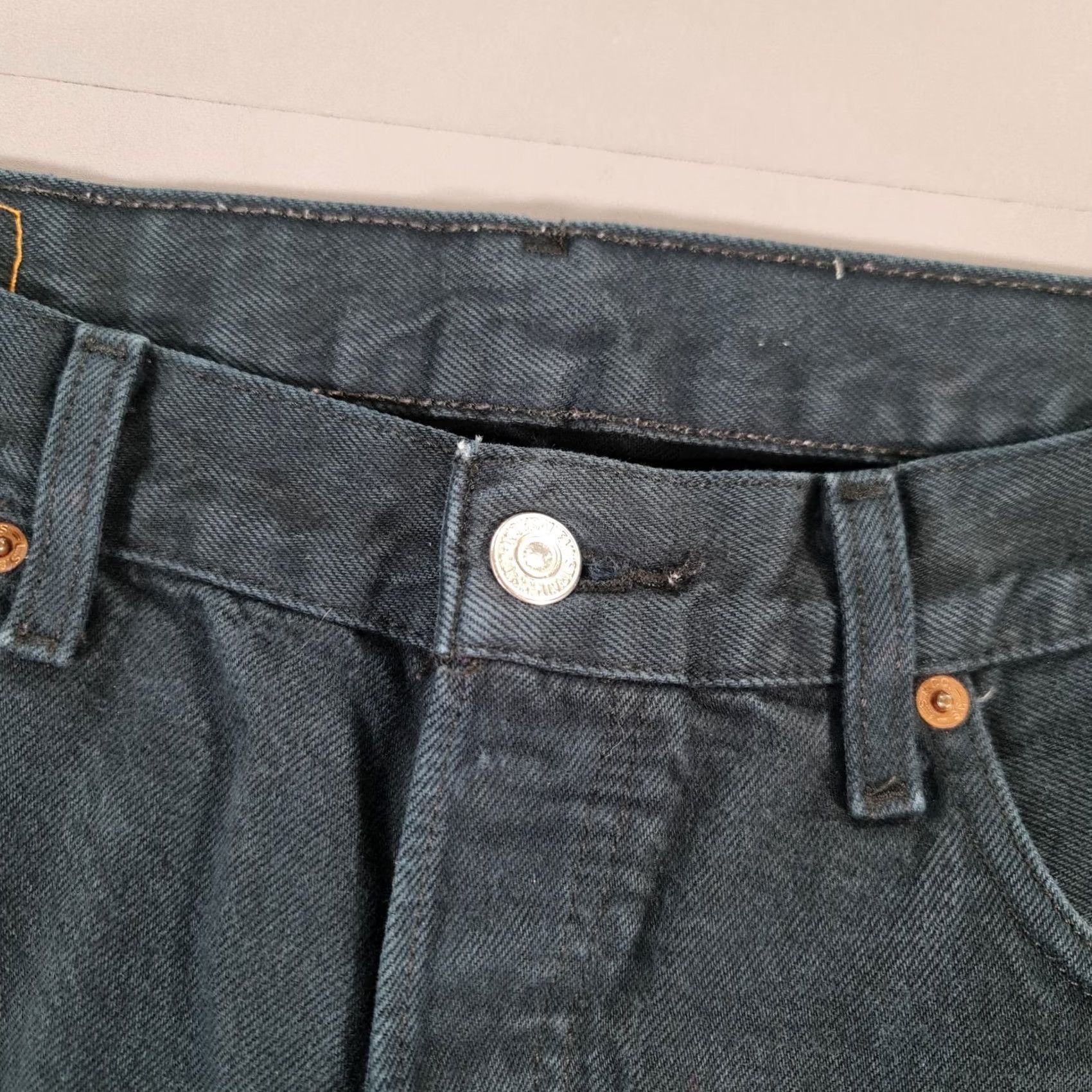 Levi's Levi's 501 Jeans Mens Regular Straight Denim W34 L32 Blue 5-Pocket Button Fly Classic 90s Theme USA Signature Gift Size US 34 / EU 50 - 3 Thumbnail