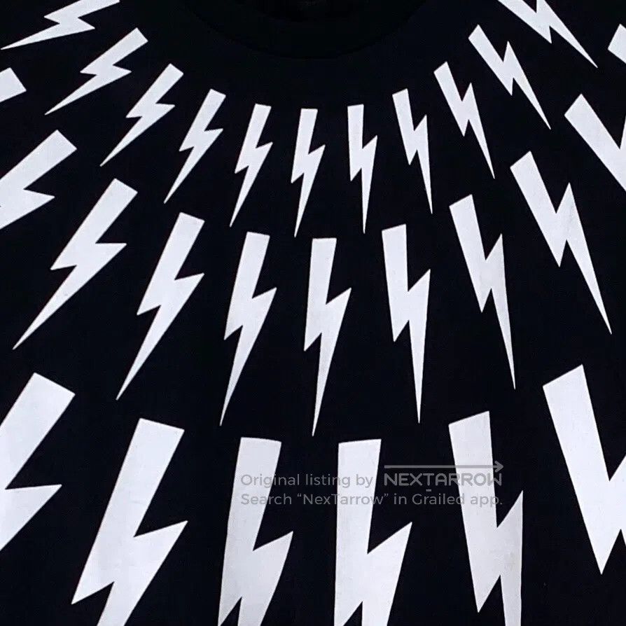 Neil Barrett Neil Barrett Black cotton round neck short-sleeved T-shirt Size US M / EU 48-50 / 2 - 4 Thumbnail