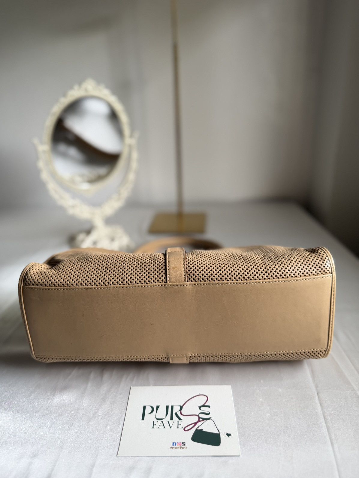 Gucci Authentic GUCCI Jackie Bardot Tan Hobo Perforated Leather Size ONE SIZE - 10 Thumbnail