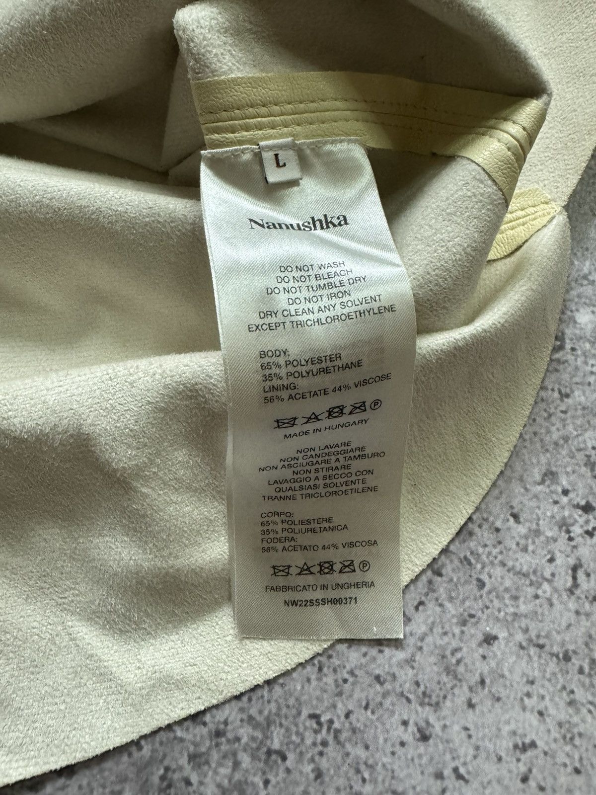 Nanushka Nanushka short-sleeved faux leather shirt NWT Size US L / EU 52-54 / 3 - 8 Thumbnail