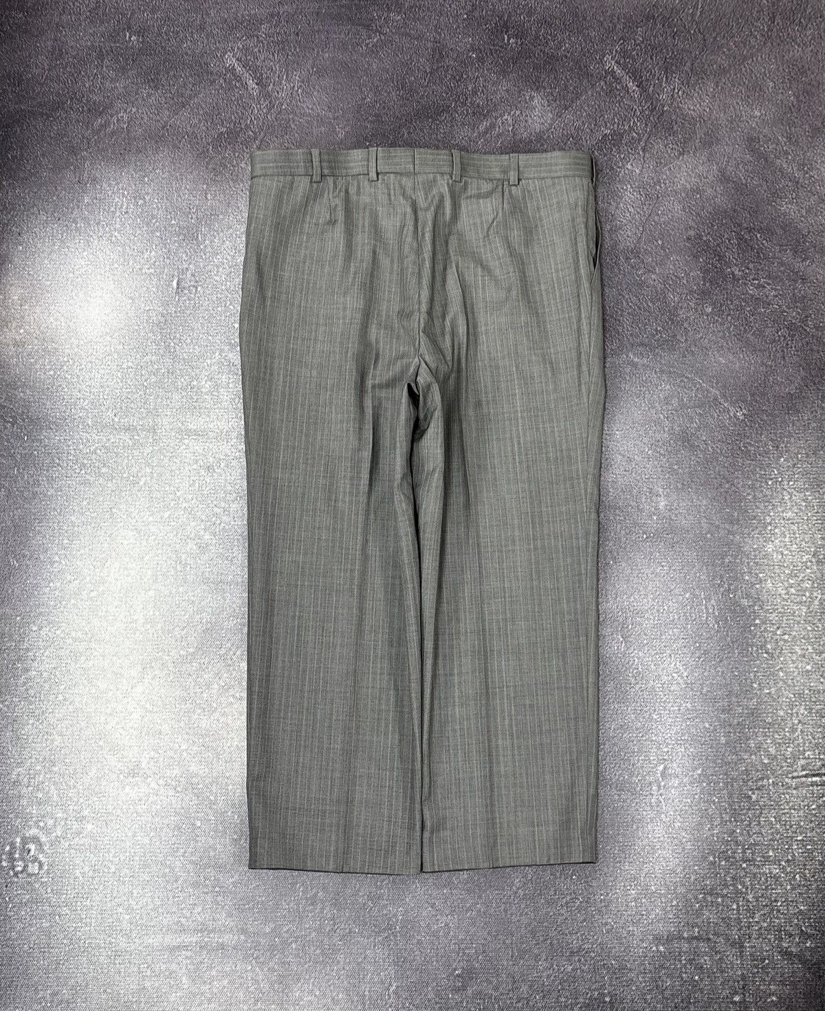 Other Bespoke Dormeuil Men’s 2-Piece Grey Pinstripe Wool Suit Size 52R - 21 Thumbnail