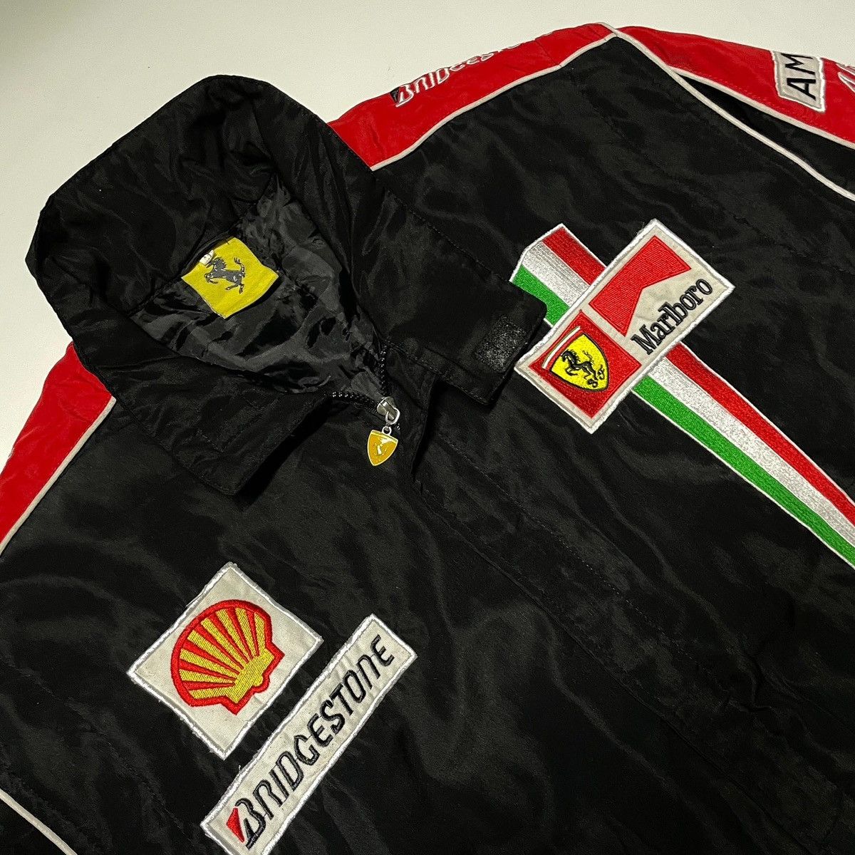Ferrari × Marlboro × Marlboro Adventure Team F1 Ferrari x Marlboro 1996 Vtg championship team windbreaker Size US M / EU 48-50 / 2 - 4 Thumbnail