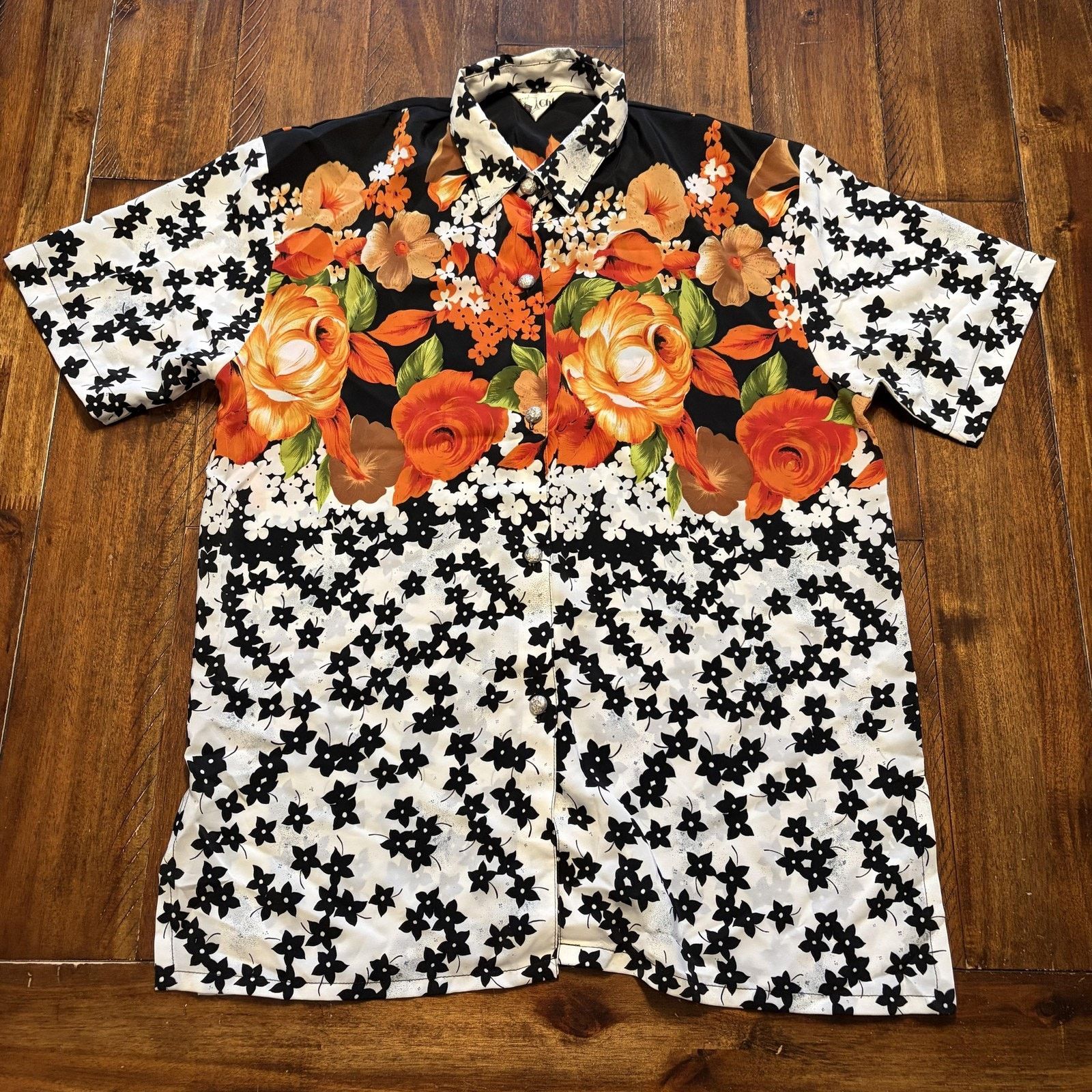 Chloe Chloé Vintage Floral Print Short Sleeve Shirt Women See Meas Size M / US 6-8 / IT 42-44 - 2 Thumbnail
