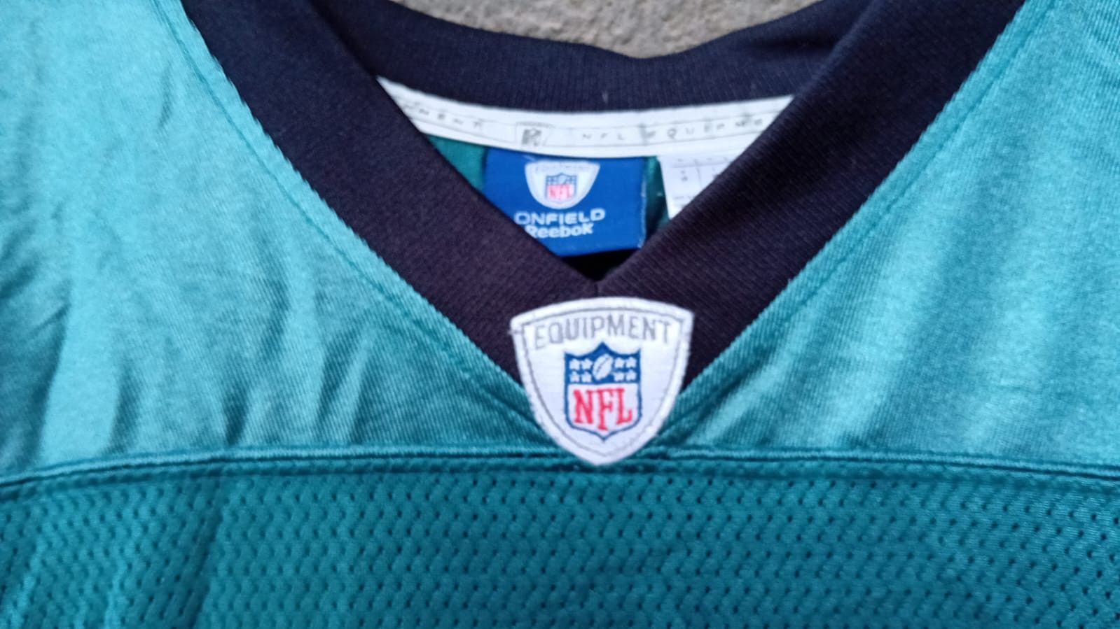 Reebok Philadelphia Eagles jersey by Reebok #7 Michael Vick sz S Size US S / EU 44-46 / 1 - 4 Thumbnail