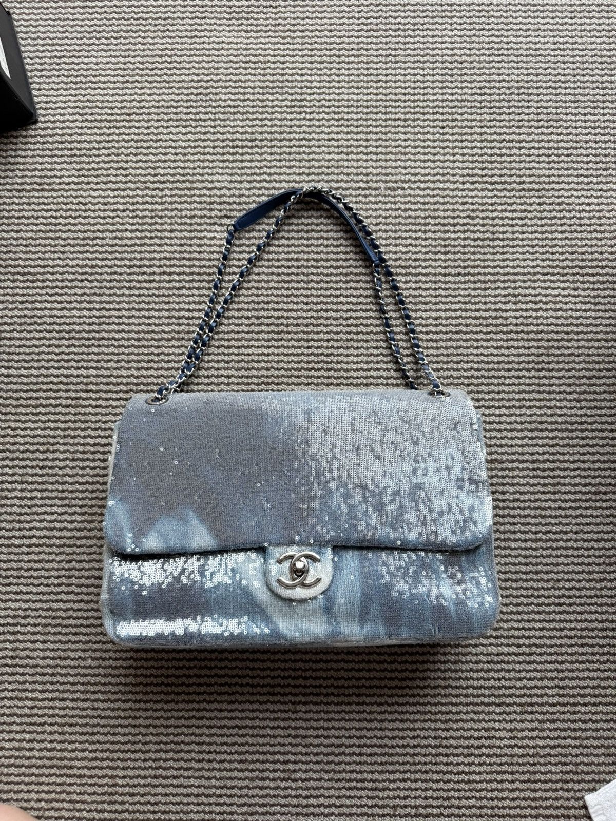 Chanel Chanel Blue sequins XL maxi Classic Flap bag Size ONE SIZE - 1 Thumbnail