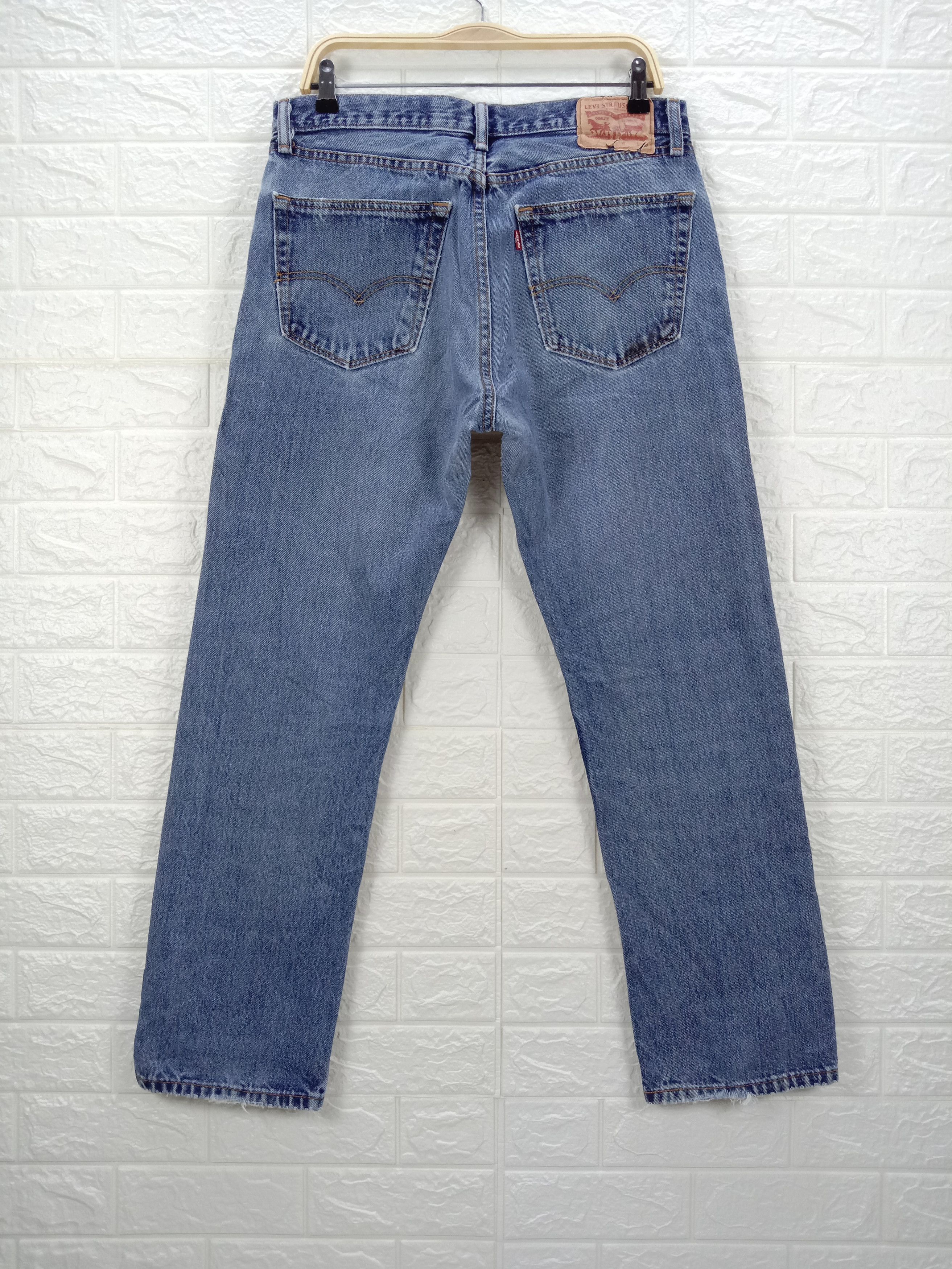 Levi's Vintage Levi's 505 Jeans Blue Wash Regular Fit Denim Size US 33 - 5 Thumbnail