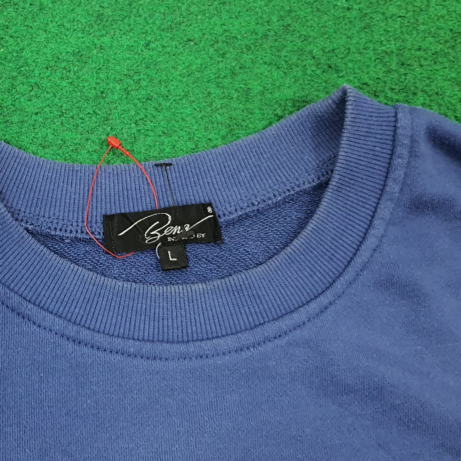 Other Vintage IRELAND DUBLIN Country Promo Sweatshirts C240N1 Size US XL / EU 56 / 4 - 4 Thumbnail