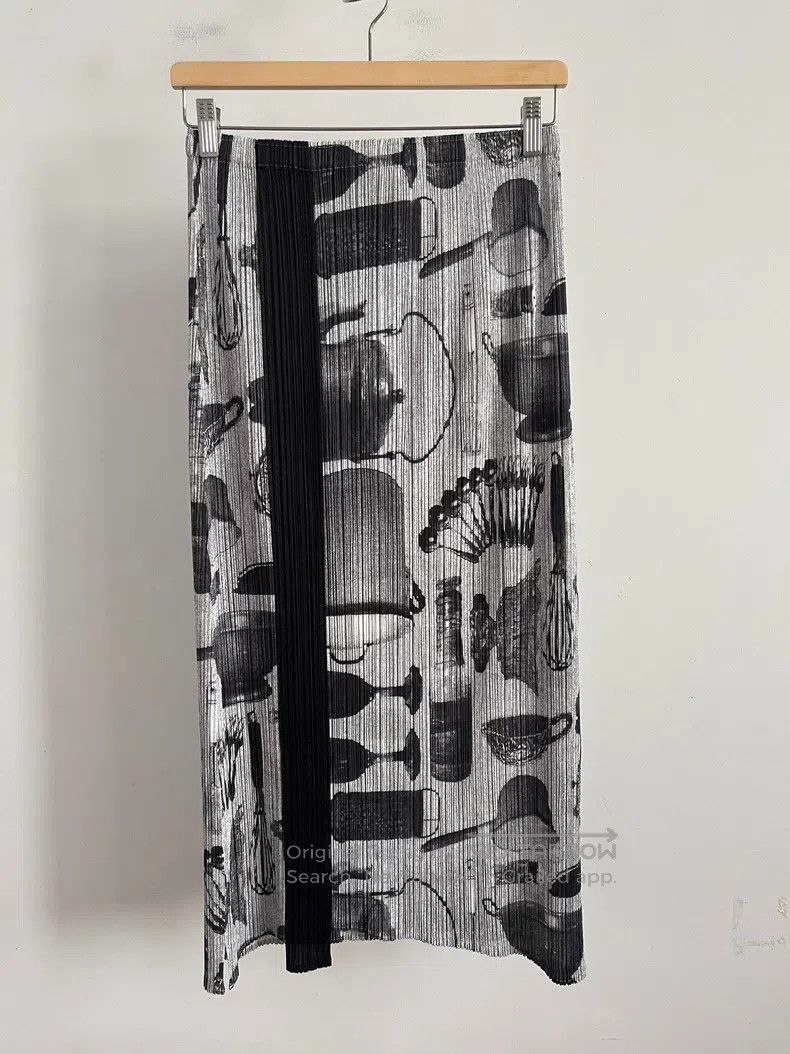 Issey Miyake Issey Miyake Gray Midi Skirt Size 26" / US 2 / IT 38 - 1 Thumbnail