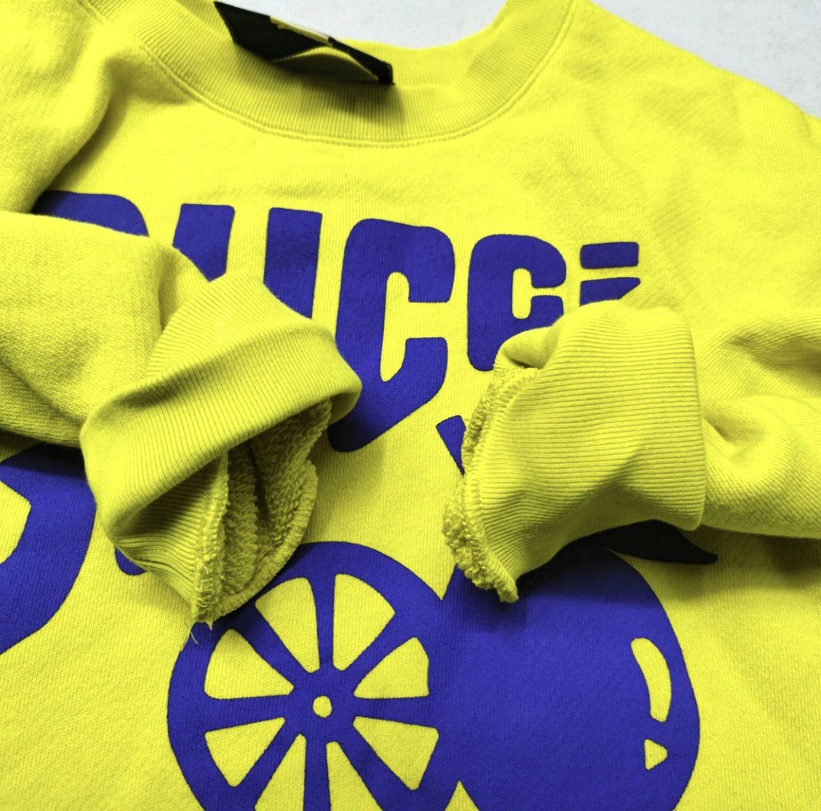 Gucci Gucci Lemon Logo Sweatshirt - Lime Yellow Size US XS / EU 42 / 0 - 3 Thumbnail