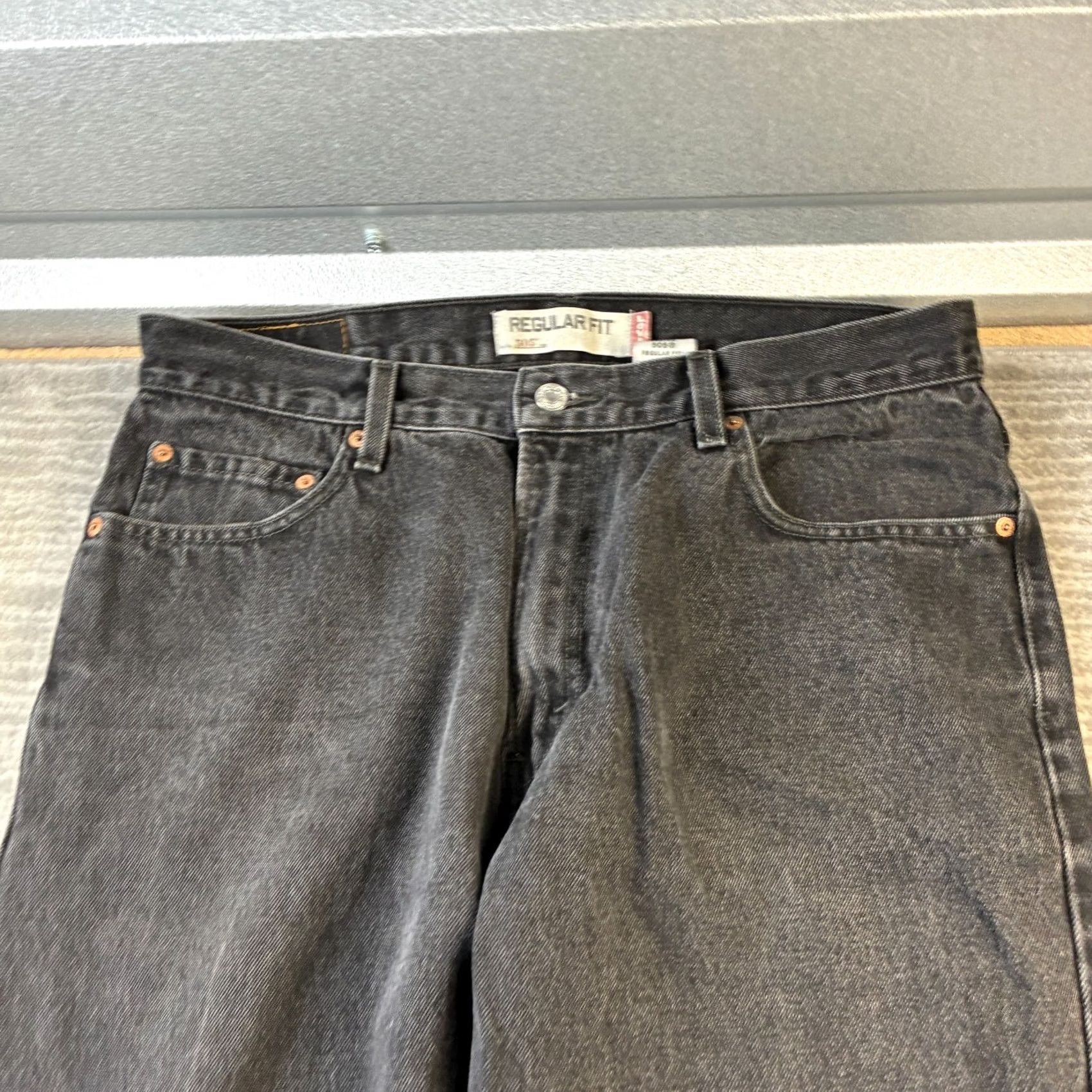 Levi's Levi's 505 Jeans Mens Straight Denim Pants 36x36 Black Casual Work Wear 5-Pocket Belt Loops Button Zip Regular Fit Medium Wash Solid Cotton Size US 36 / EU 52 - 3 Thumbnail