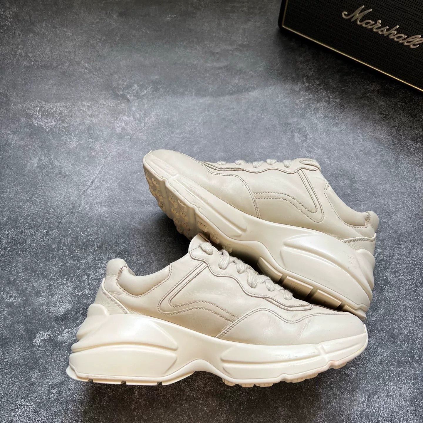 Gucci Gucci Lowtop Sneakers 35 Women Size US 5 / IT 35 - 1 Thumbnail