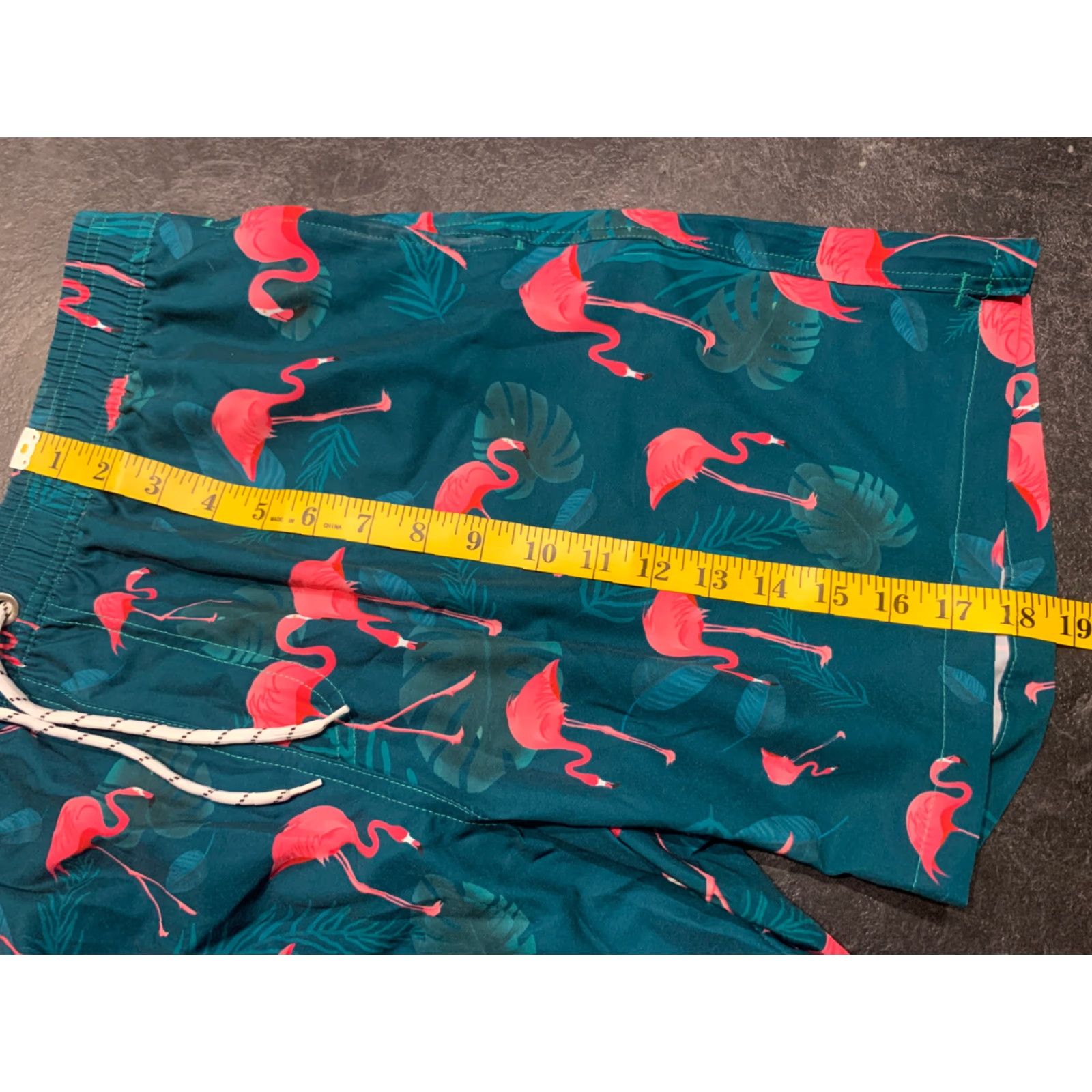 Vintage VINTAGE Flamingo Men’s Swim Trunks Green Size 34 Bottom Beach Shorts Size US 34 / EU 50 - 3 Thumbnail