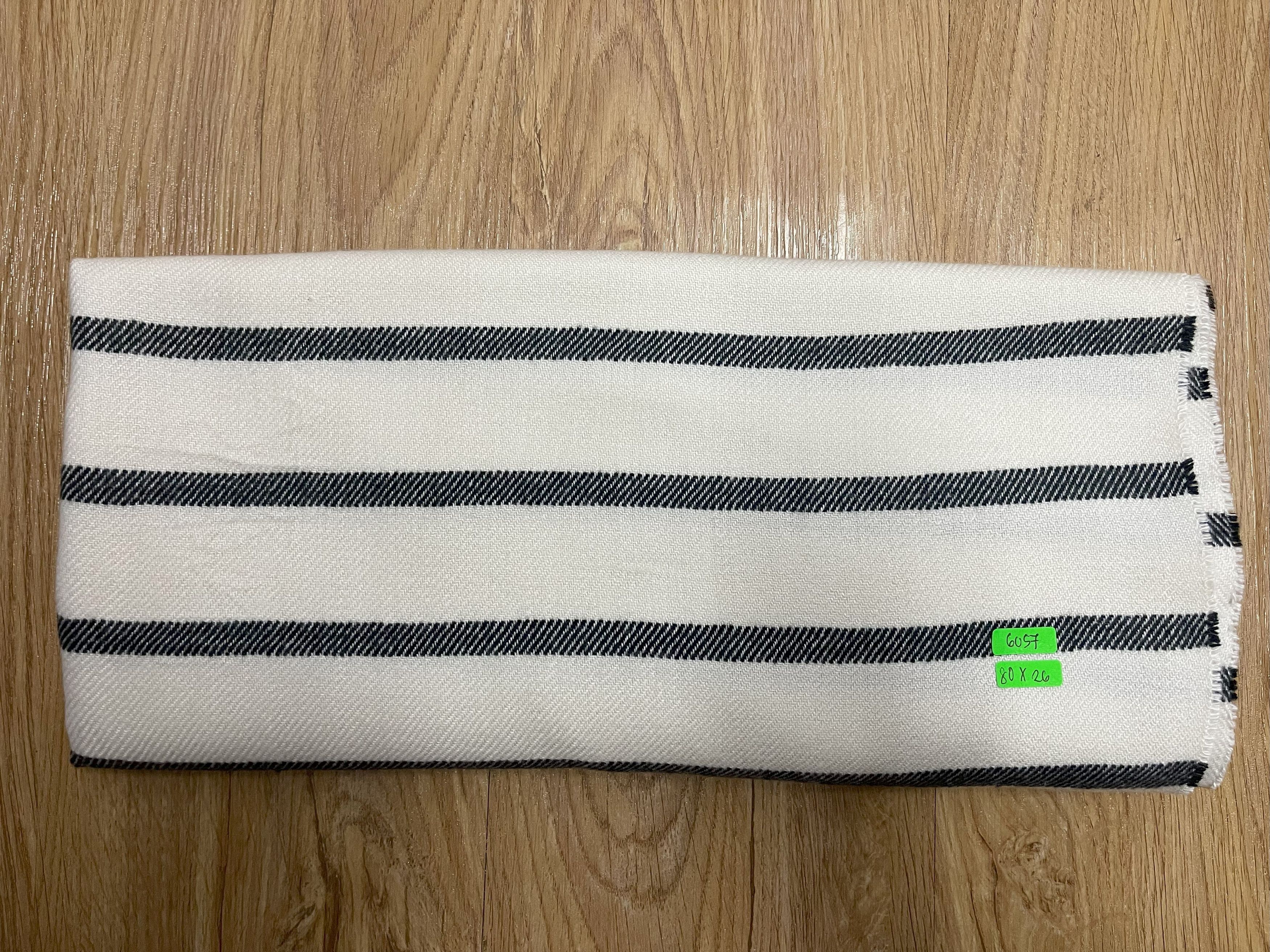 Gap Vintage GAP Big Scarf / Muffler - 6057 Size ONE SIZE - 11 Thumbnail