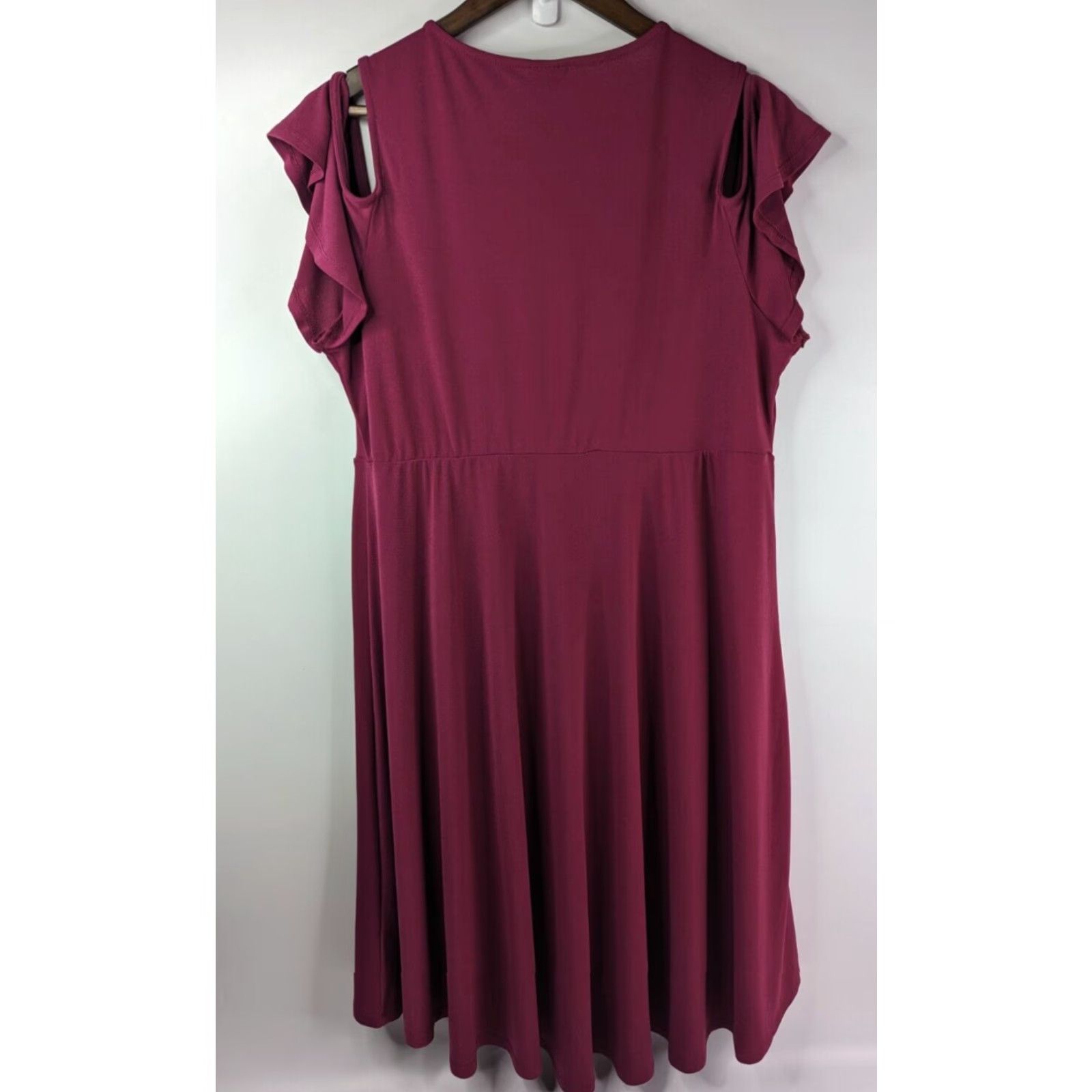 Torrid Torrid Boysenberry Mini Wrap Dress V-Neck Short Sleeve Tie 2 Plus size Womens Size XS / US 0-2 / IT 36-38 - 3 Thumbnail