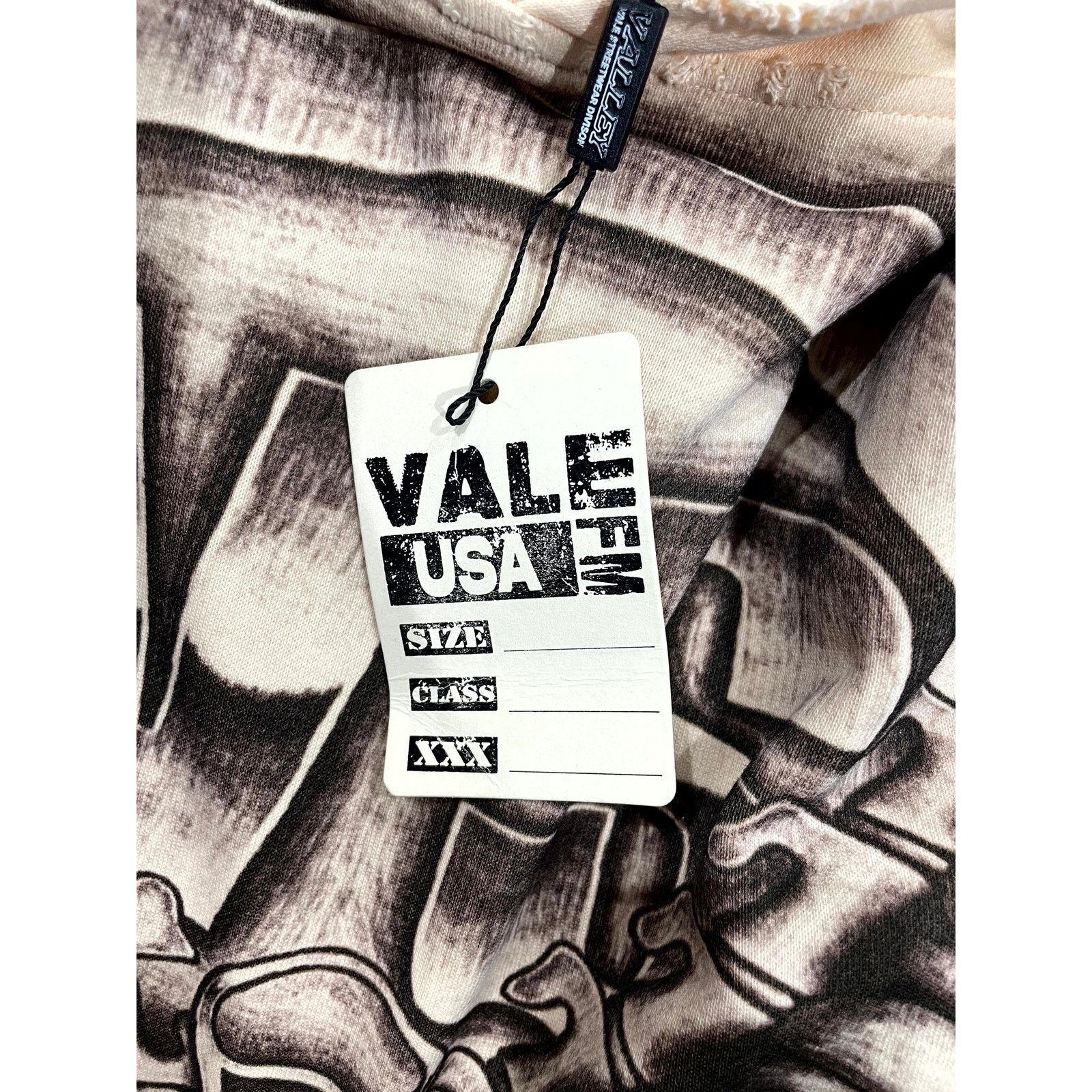 Vale Vale "Thermal Lined Distressed" White & Black Hoodie Size US XL / EU 56 / 4 - 6 Thumbnail