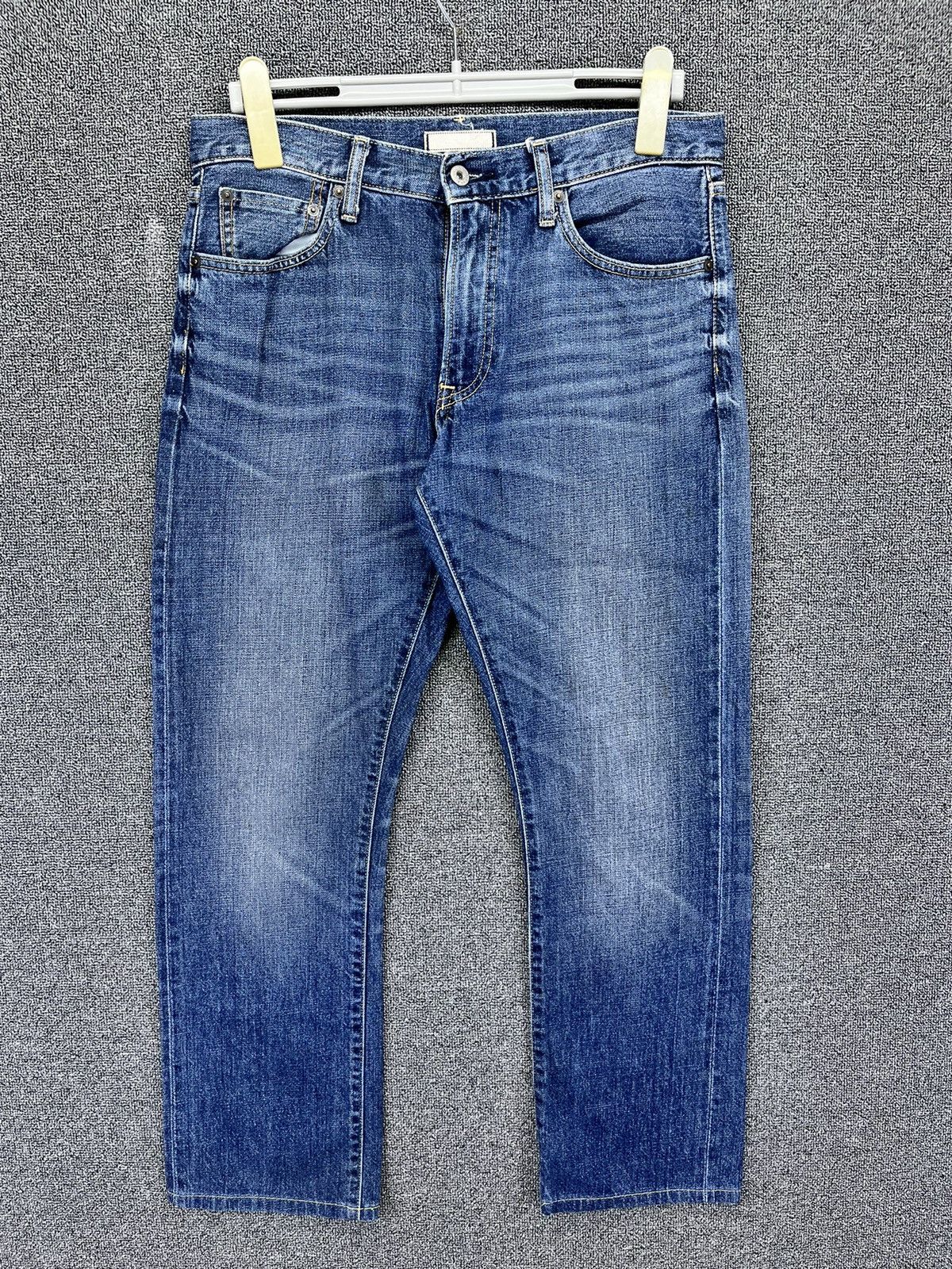 Japanese Brand Vintage Uniqlo Regular Fit Jeans Selvedge Redline Denim Pant Size US 32 / EU 48 - 1 Thumbnail