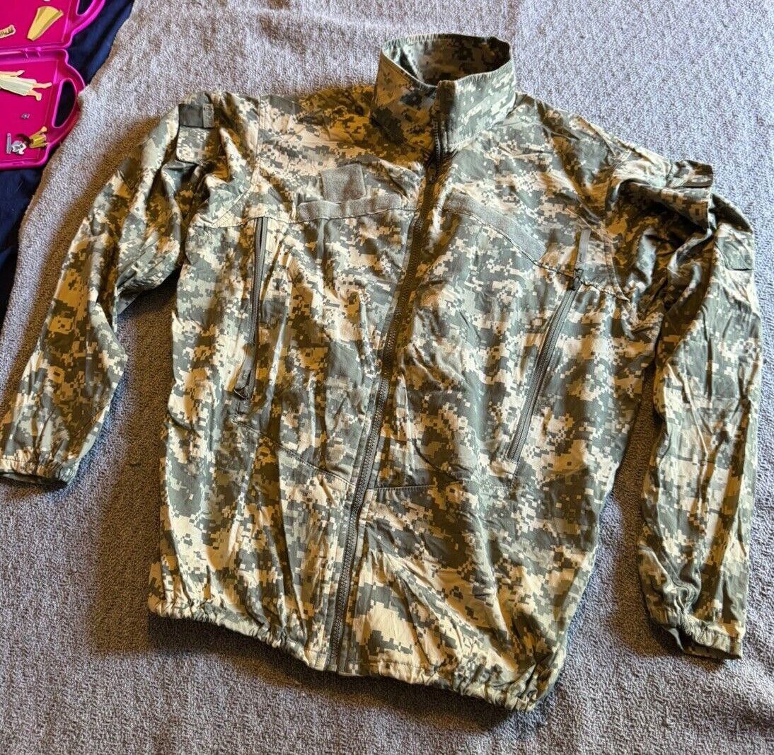 Designer US MILITARY JACKET WIND COLD WEATHER GEN III MEDIUM REG Size ONE SIZE - 1 Thumbnail