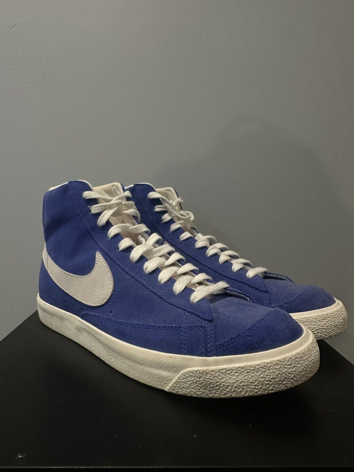 Nike Blazer Mid '77 Suede 'Racer Blue Size US 10 / EU 43 - 1 Thumbnail