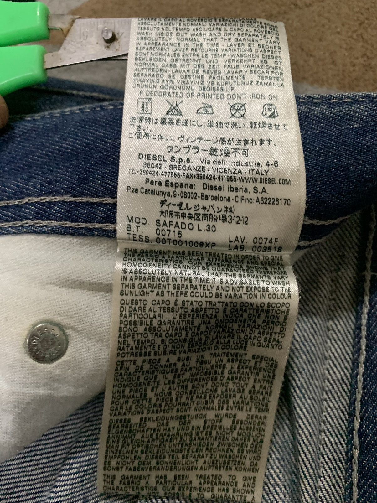 Diesel Vintage Diesel Industry Safado Mud Wash Button Fly Jeans Size US 31 - 21 Thumbnail